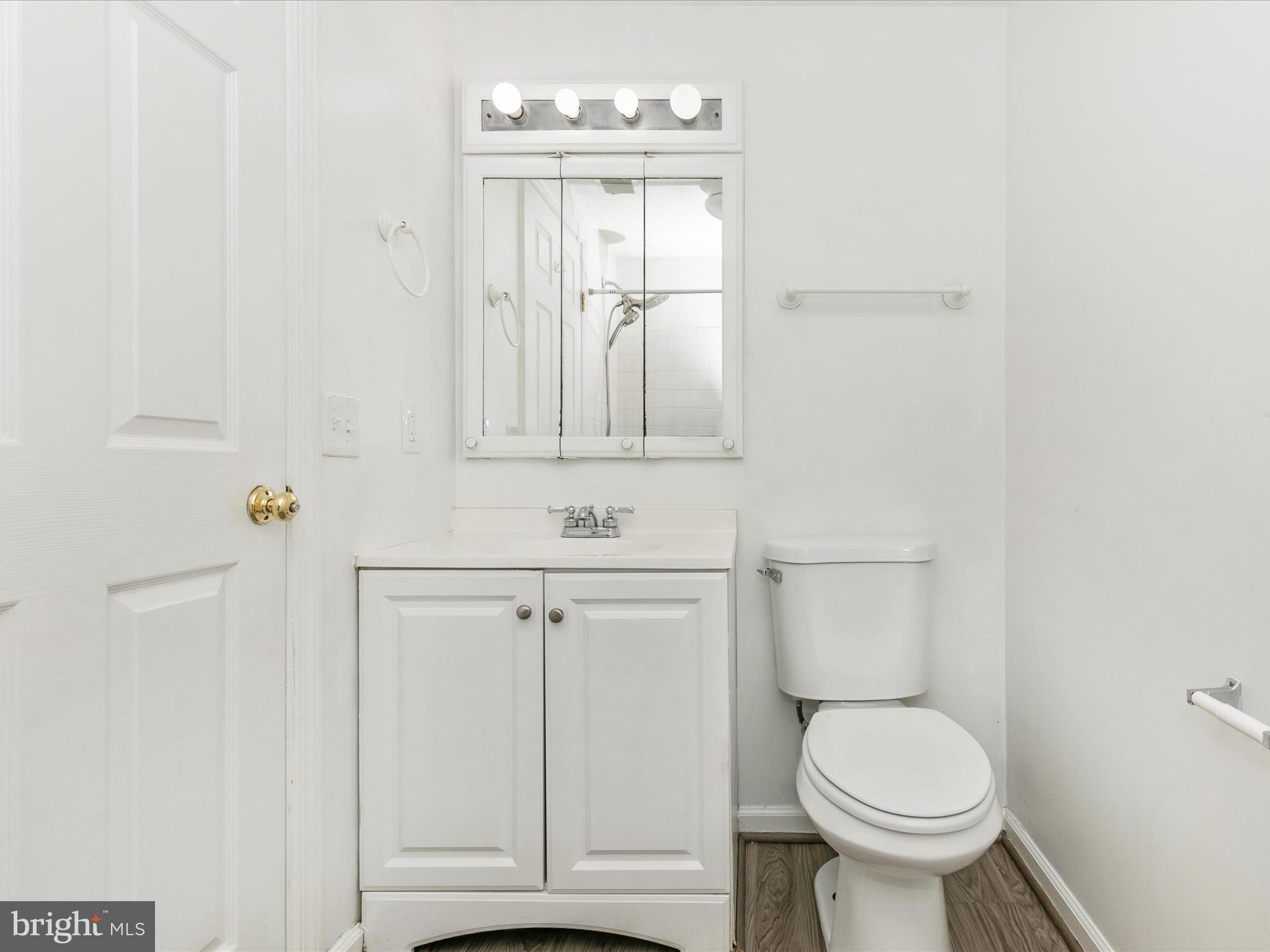 617 Himes Ave #Vi103