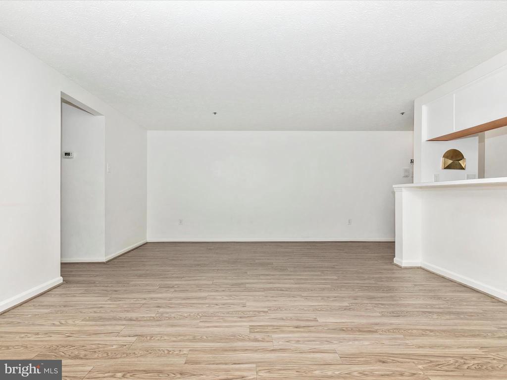 617 Himes Ave #Vi103
