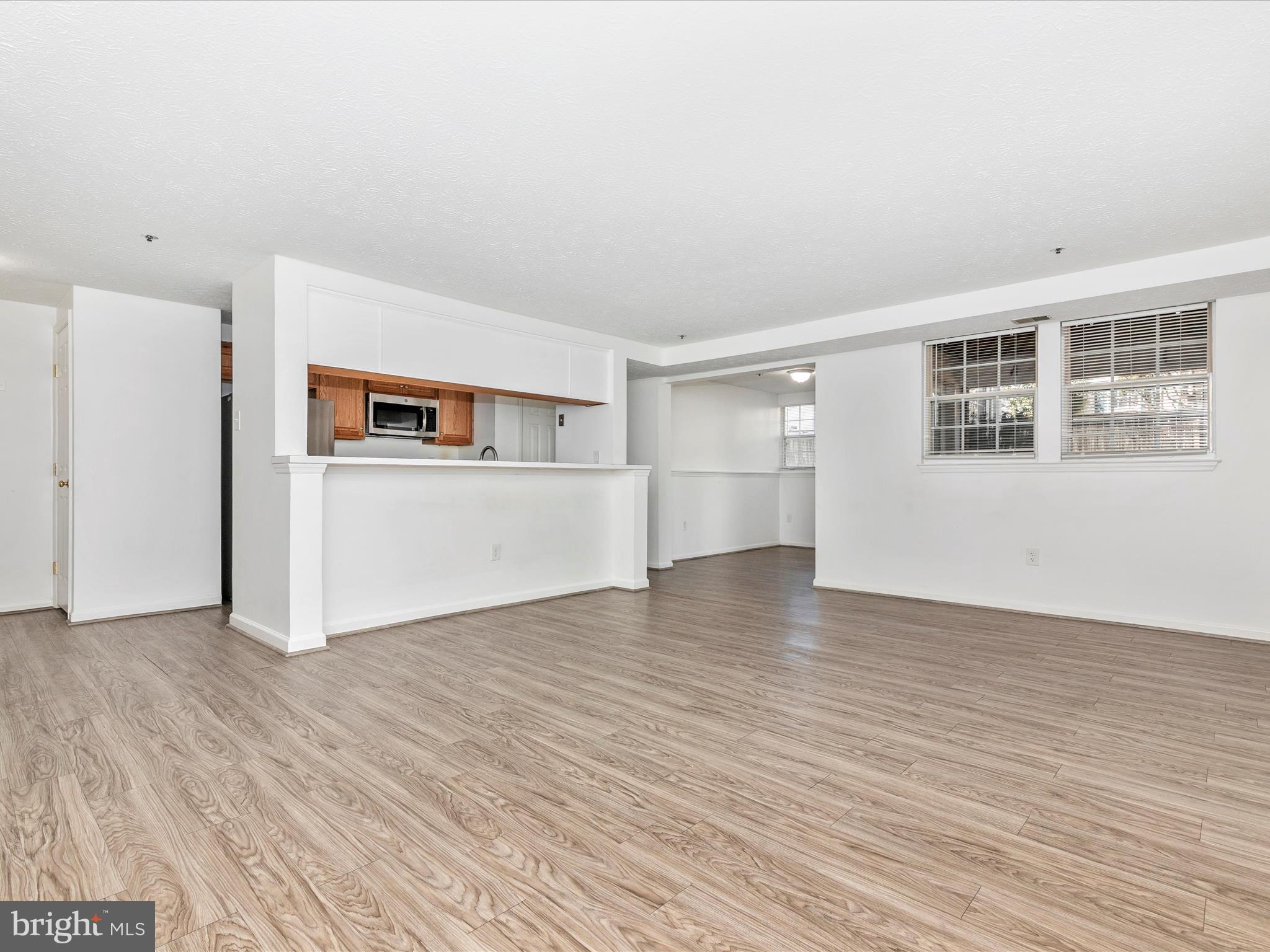 617 Himes Ave #Vi103