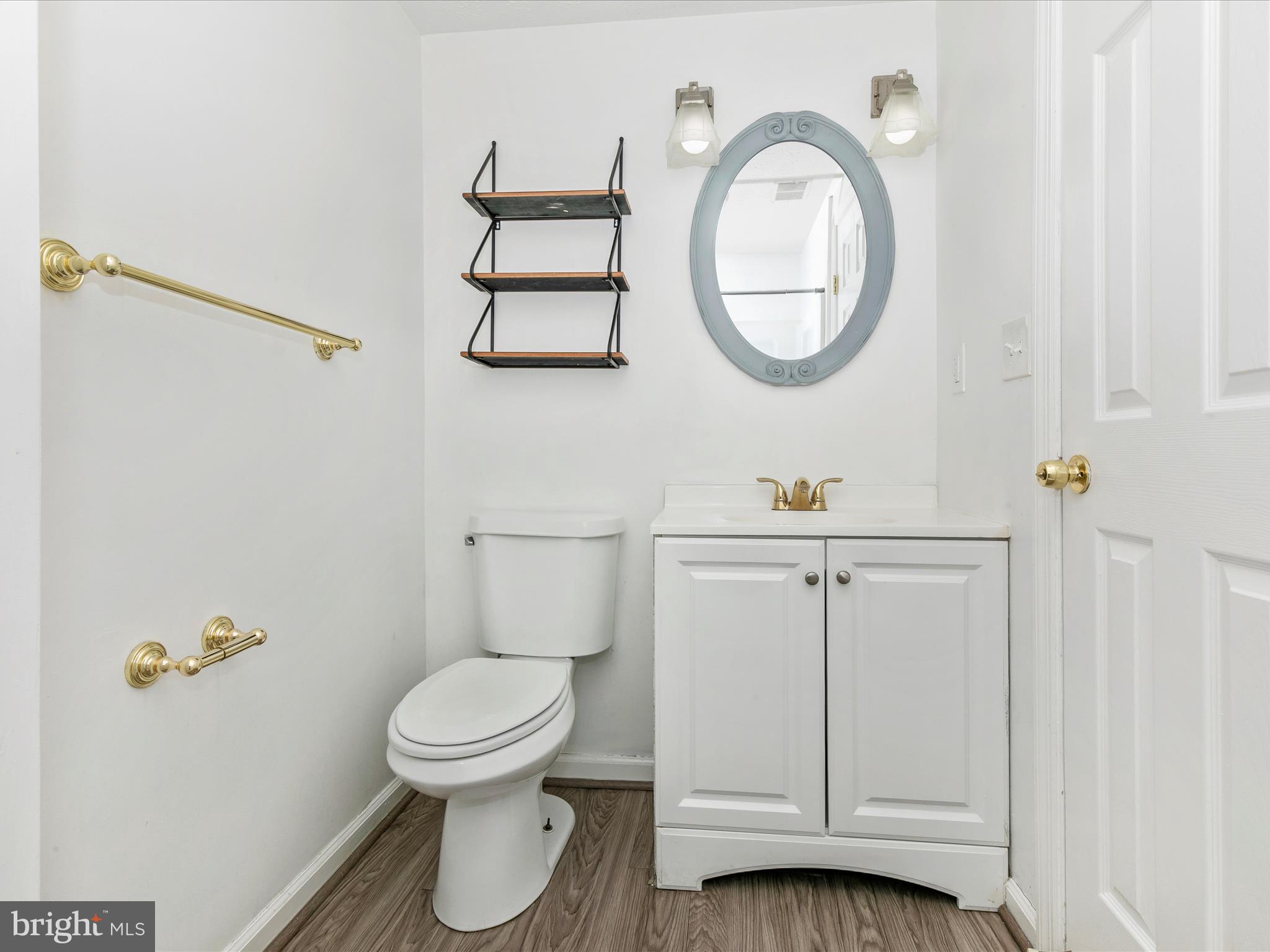 617 Himes Ave #Vi103