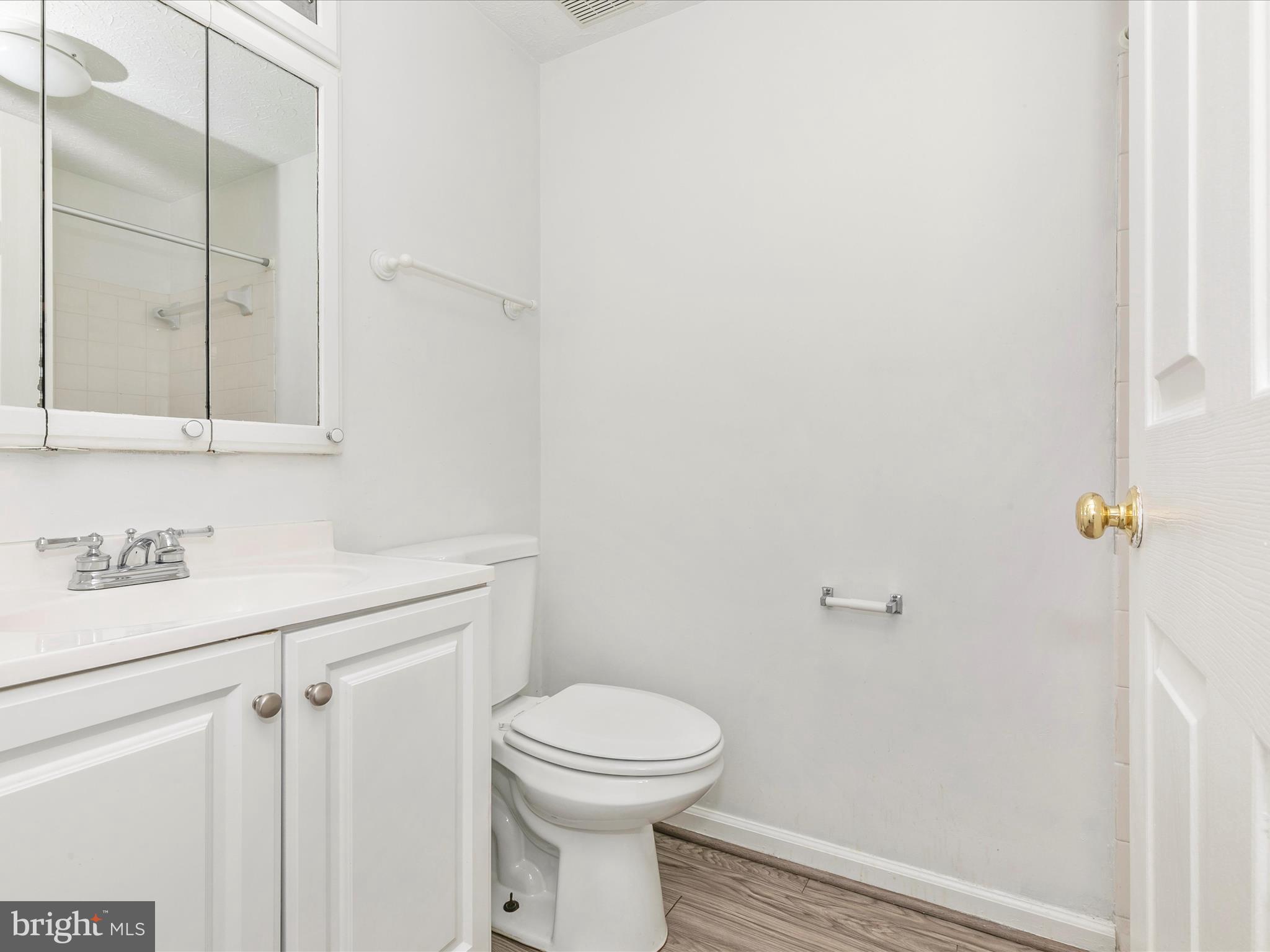 617 Himes Ave #Vi103