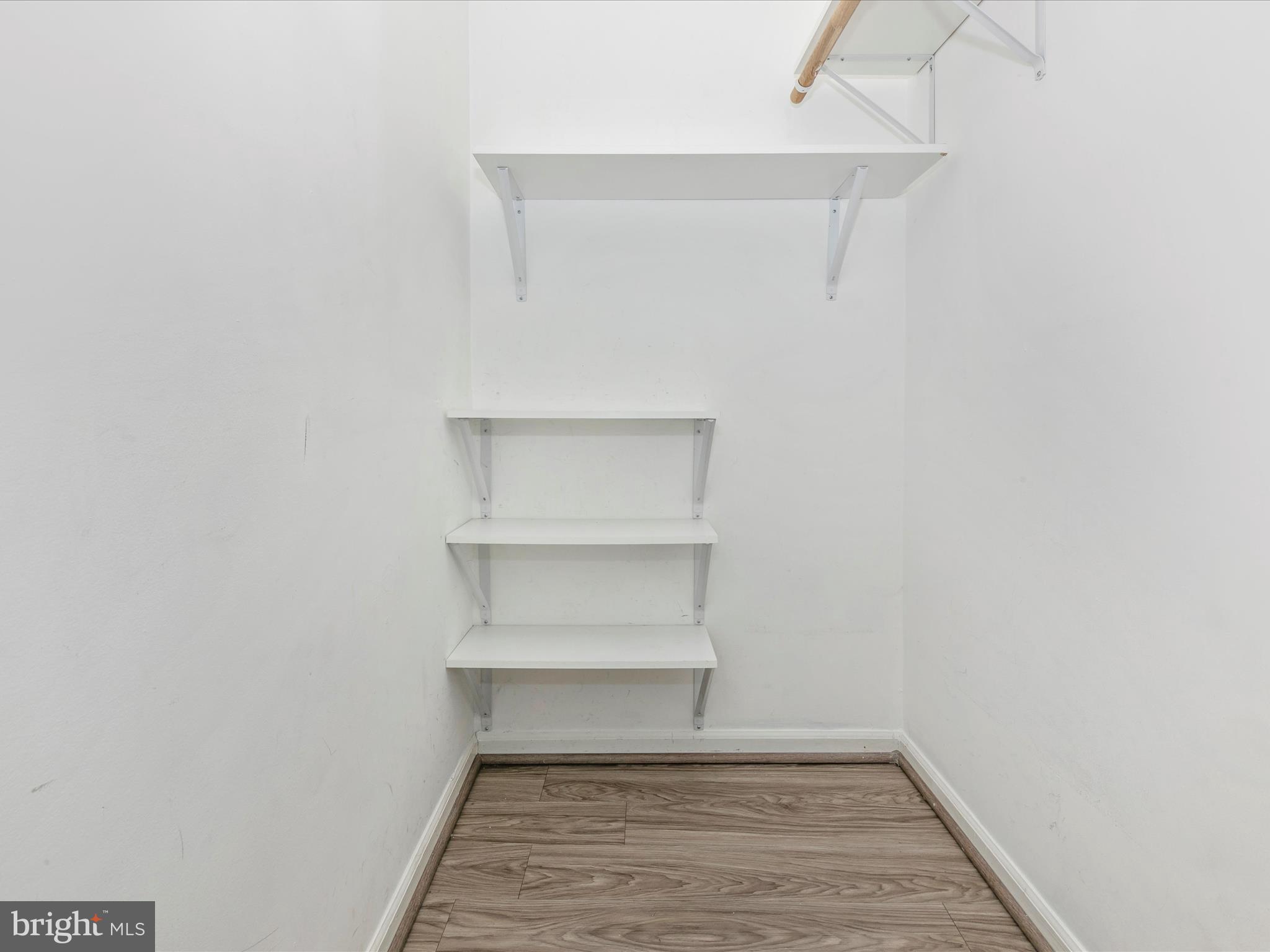 617 Himes Ave #Vi103