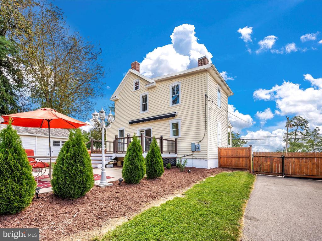 5924 Broad Run Rd