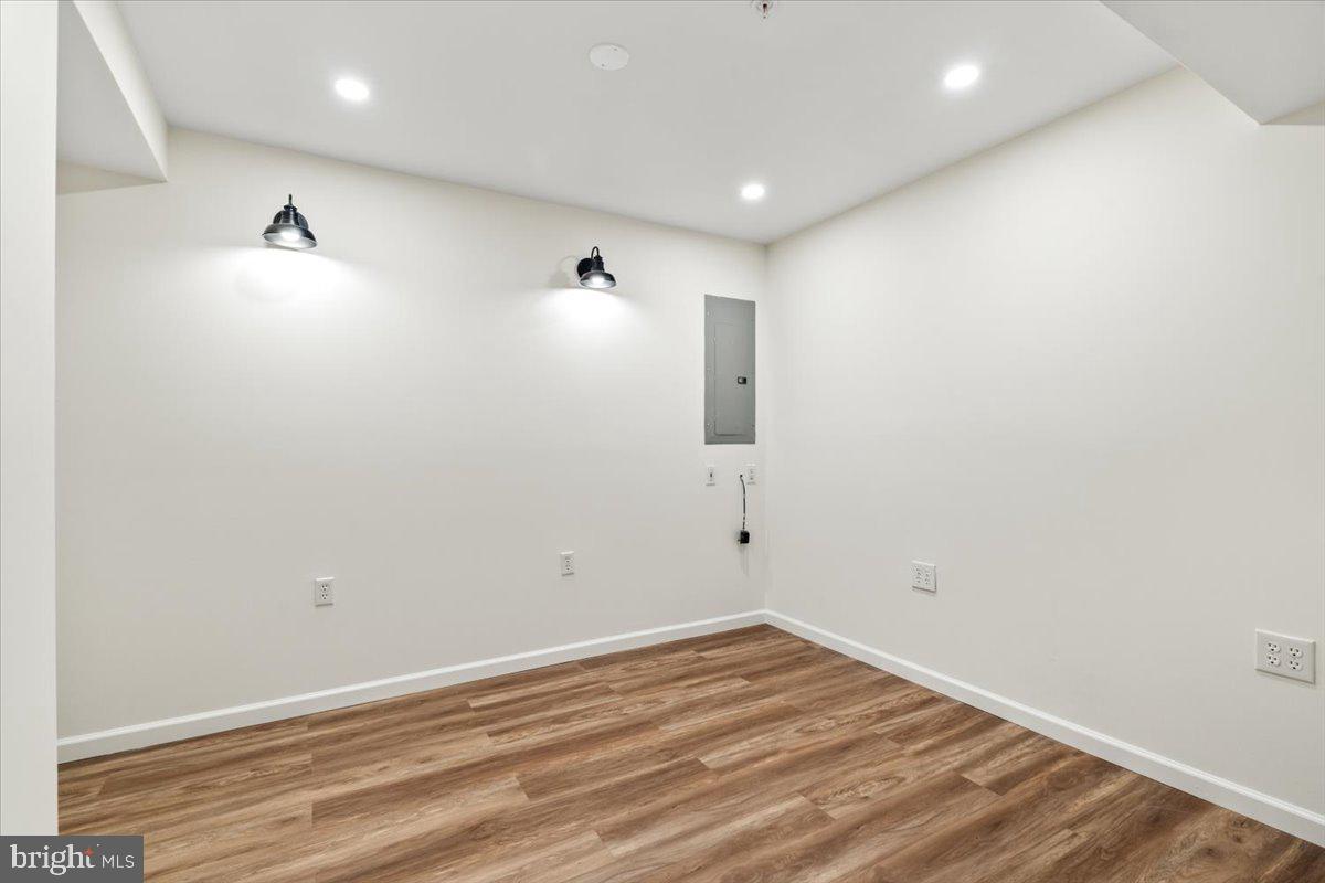 1815 Country Run Way