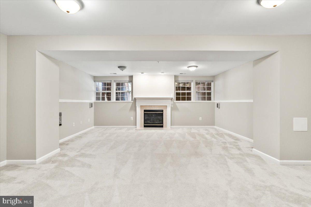 1815 Country Run Way