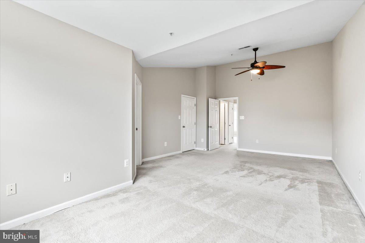 1815 Country Run Way