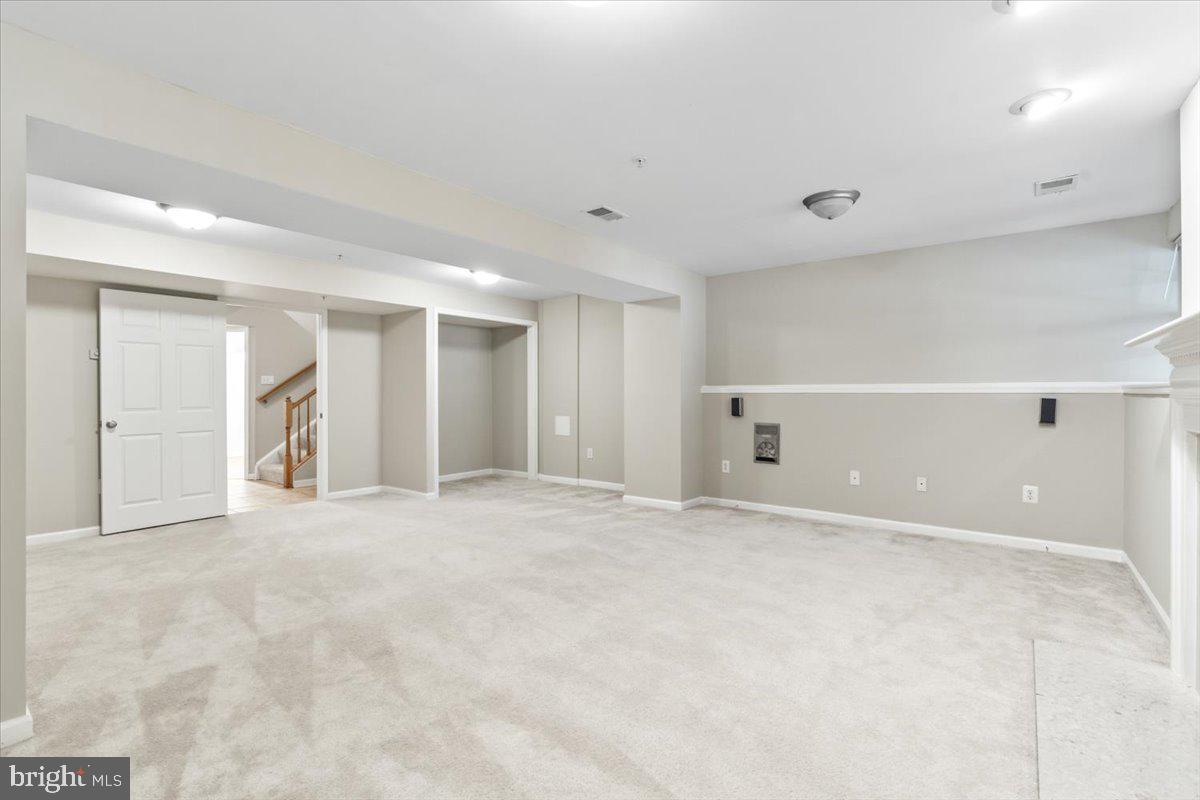 1815 Country Run Way