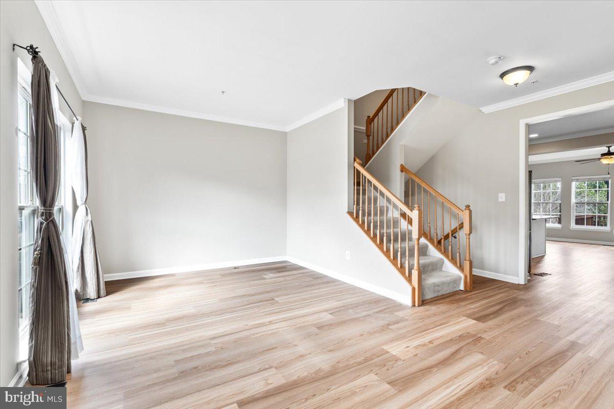 1815 Country Run Way