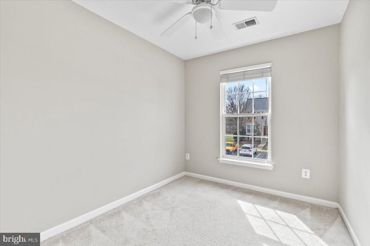 1815 Country Run Way