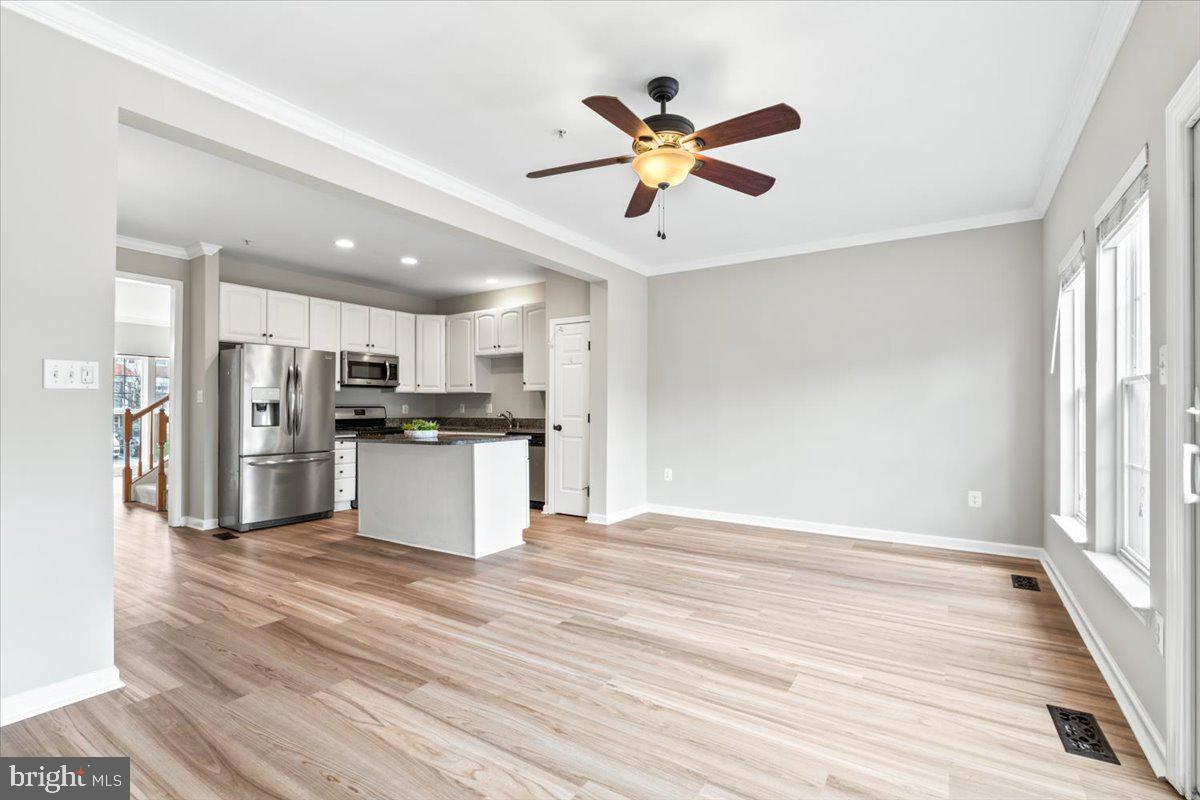 1815 Country Run Way