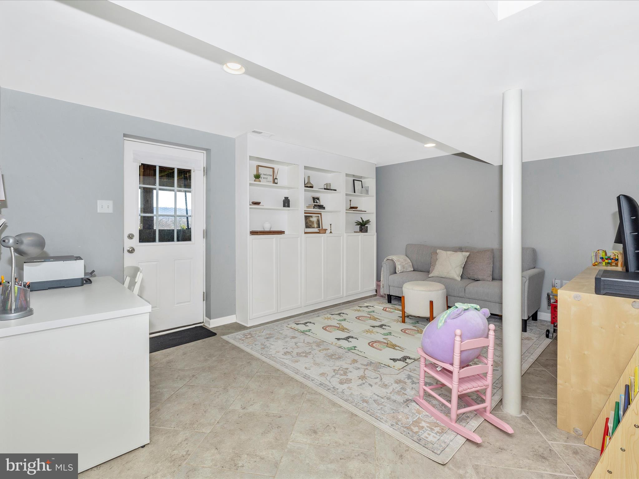 8241 Old Hagerstown Rd