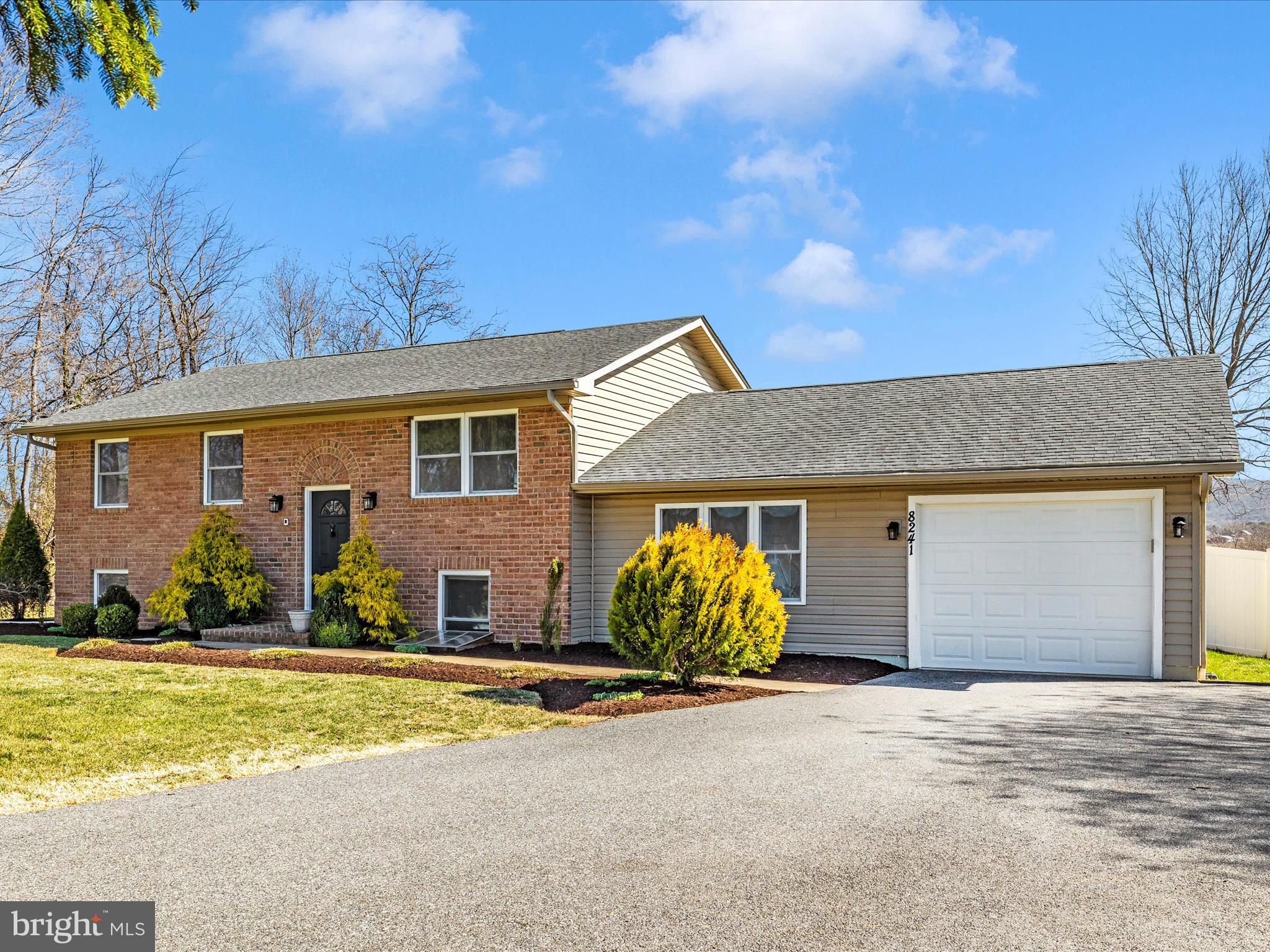 8241 Old Hagerstown Rd