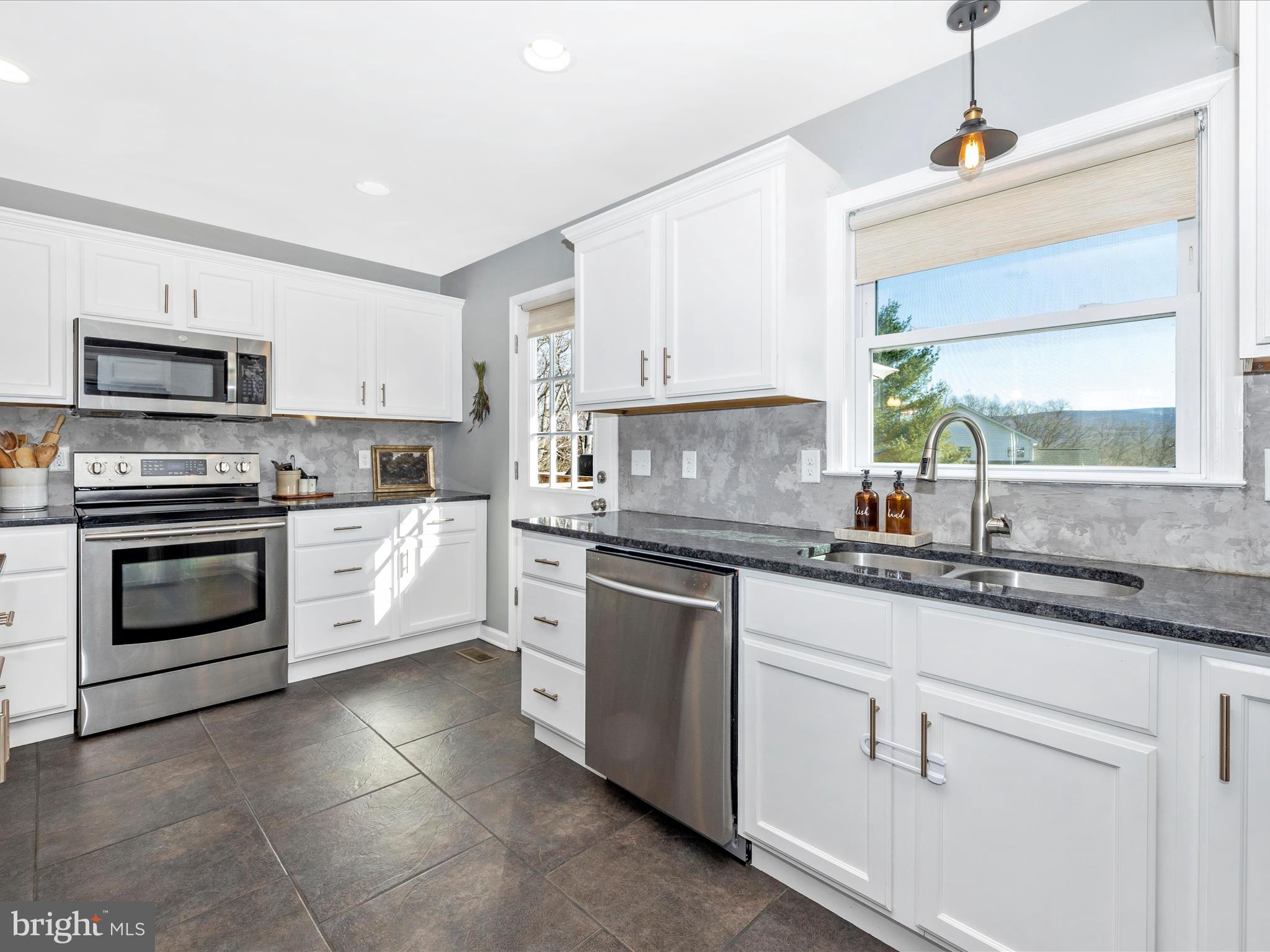 8241 Old Hagerstown Rd