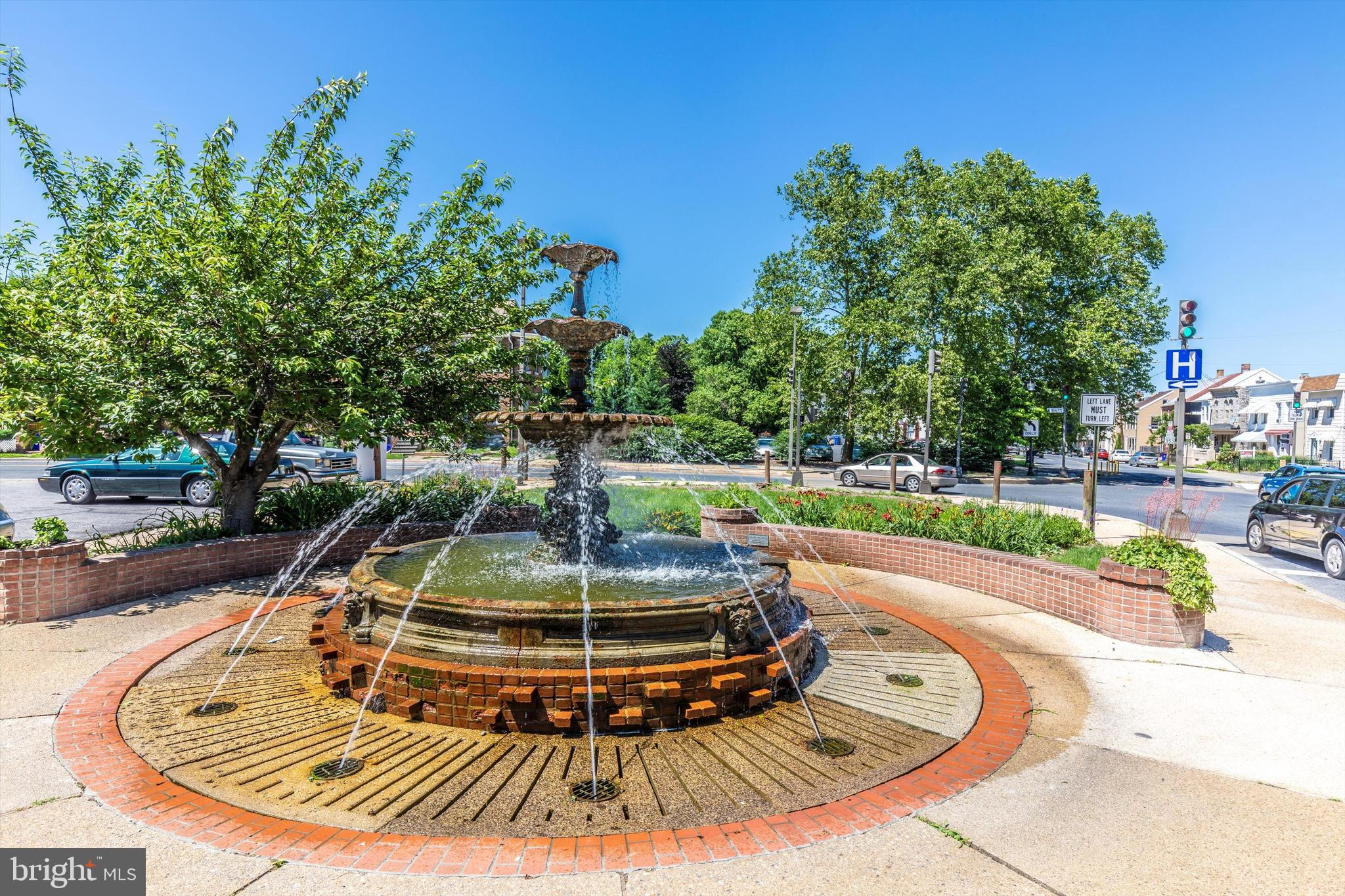 10 W ALL SAINTS ST #205