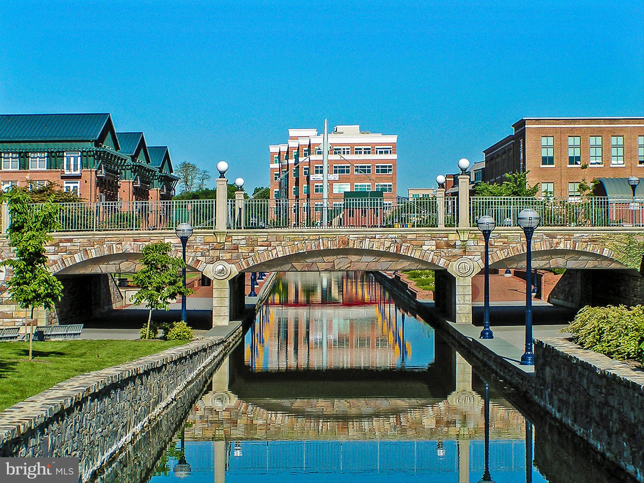 10 W ALL SAINTS ST #205