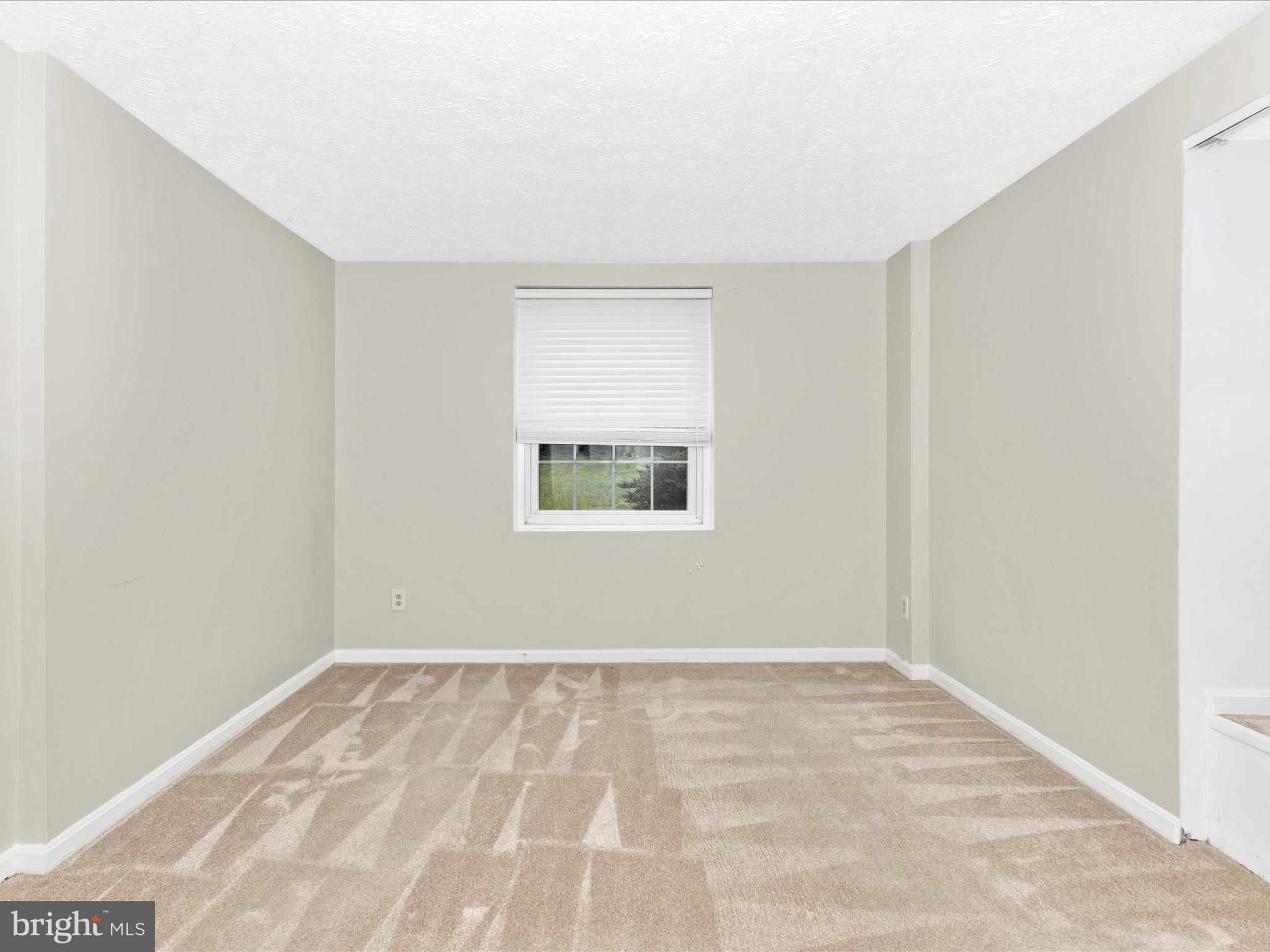 9727 Braidwood Ter