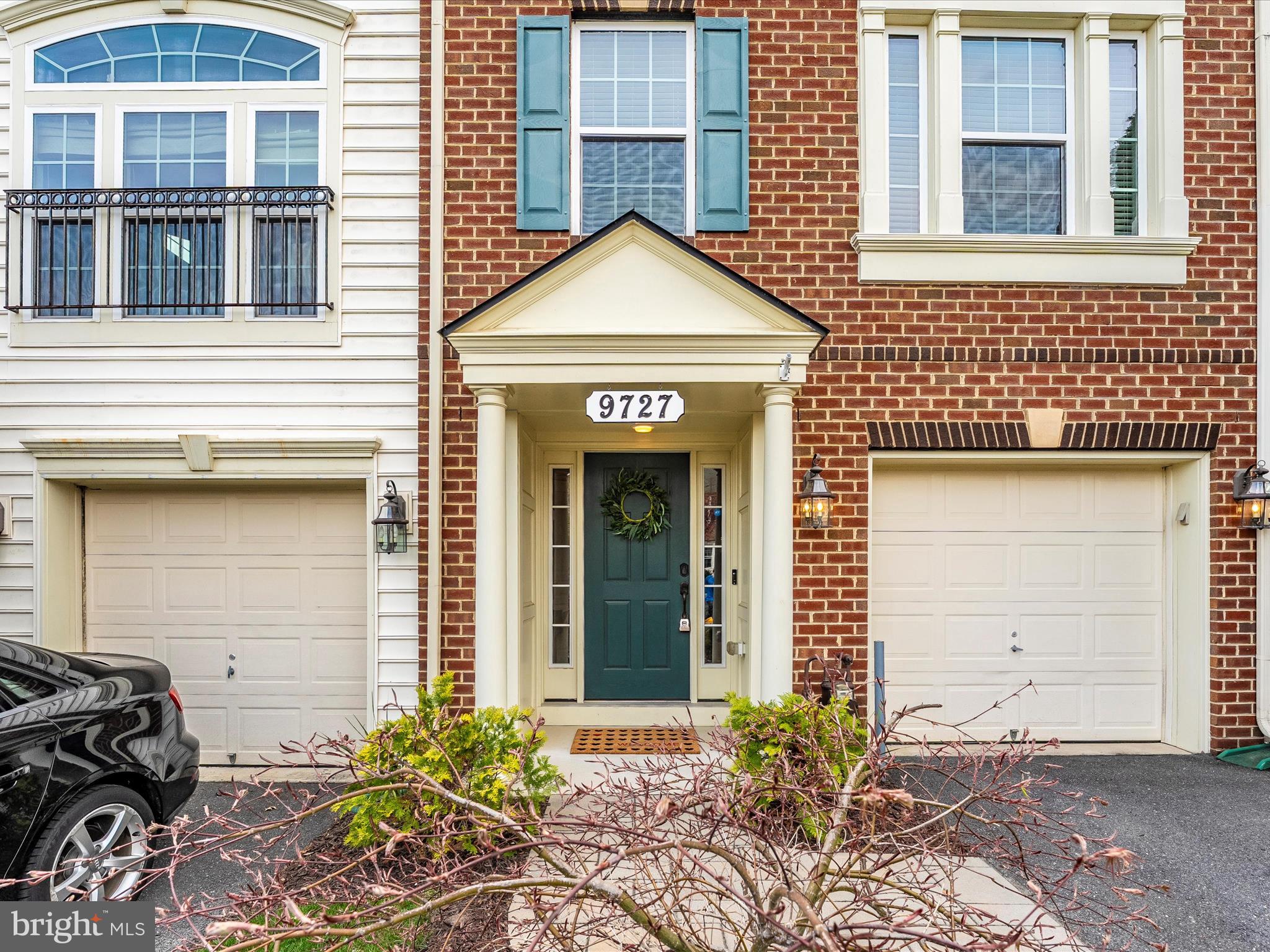 9727 Braidwood Ter