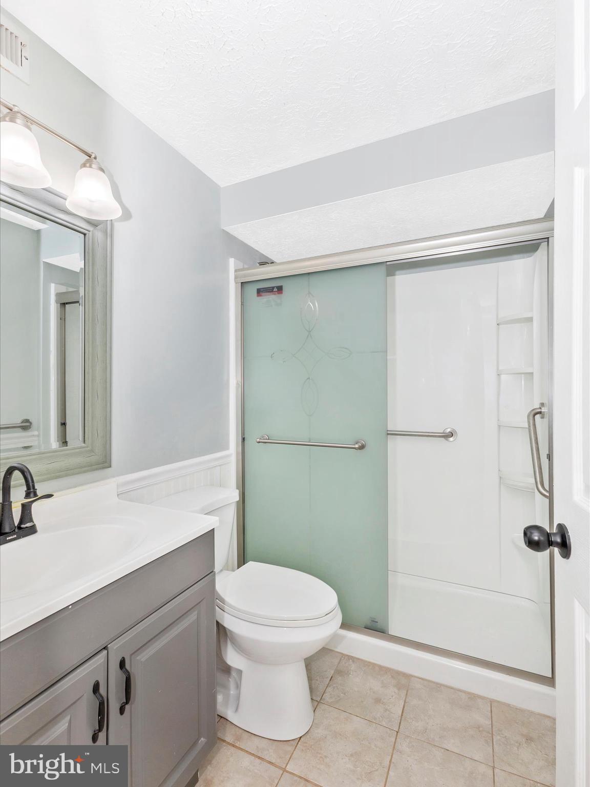 9727 Braidwood Ter