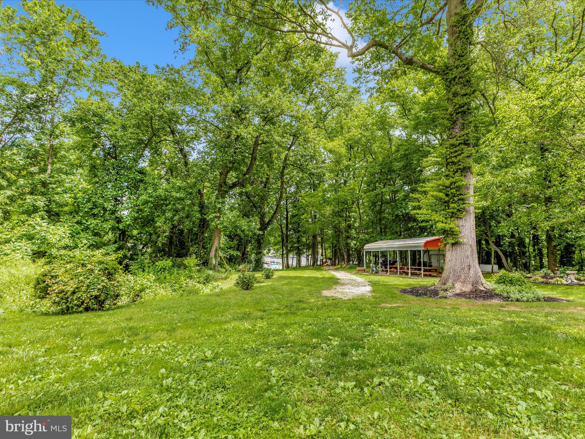 9727 Braidwood Ter