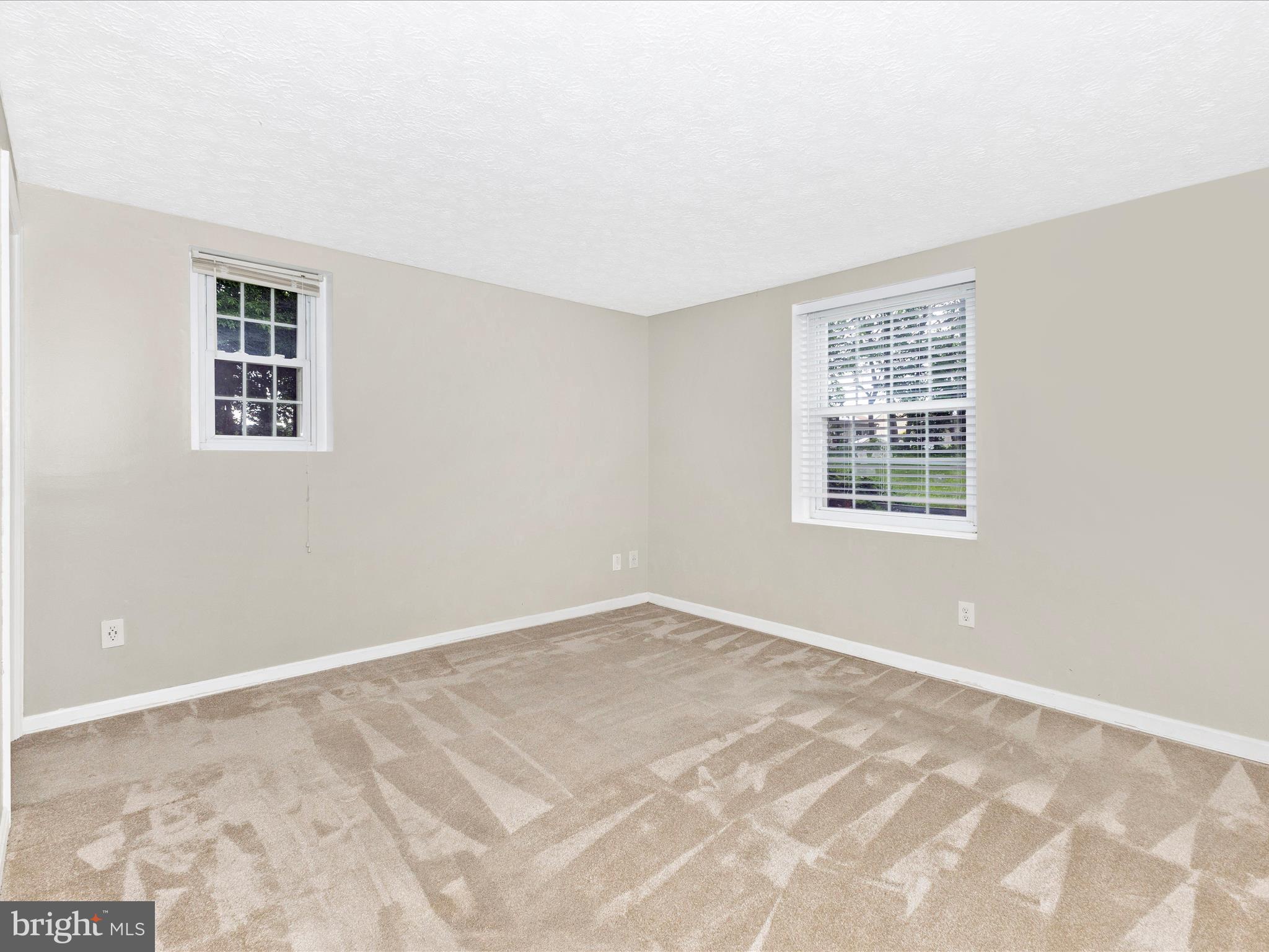 9727 Braidwood Ter