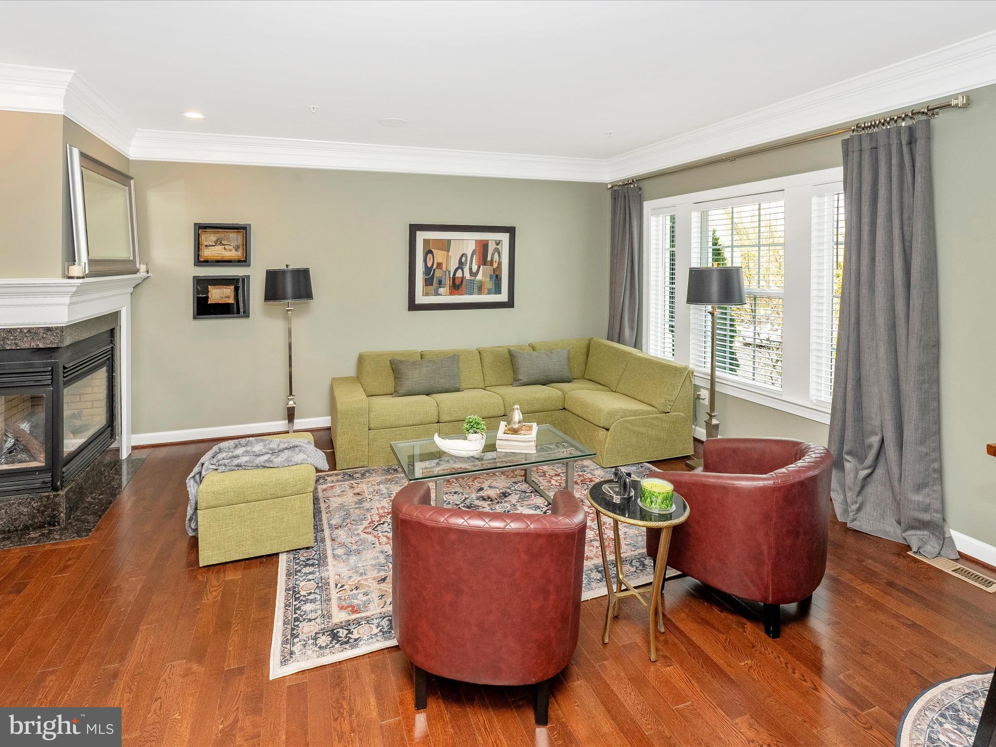 9727 Braidwood Ter