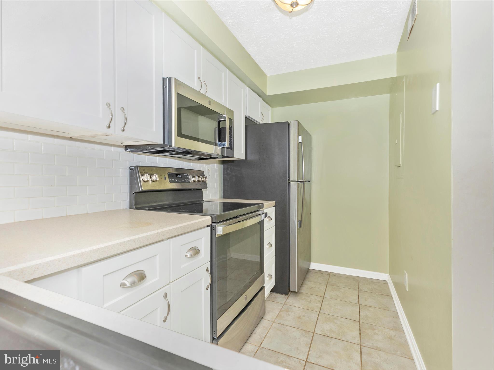 9727 Braidwood Ter