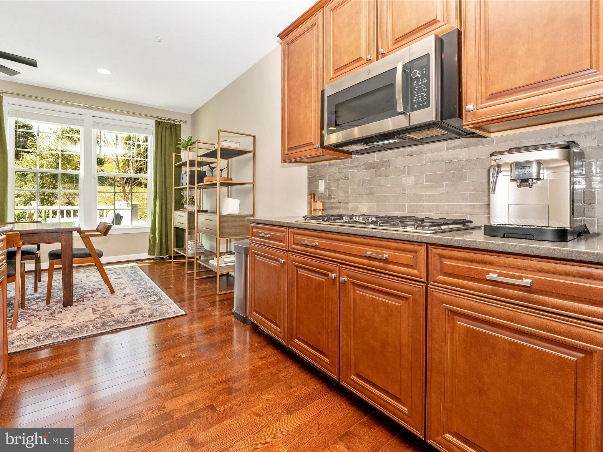 9727 Braidwood Ter
