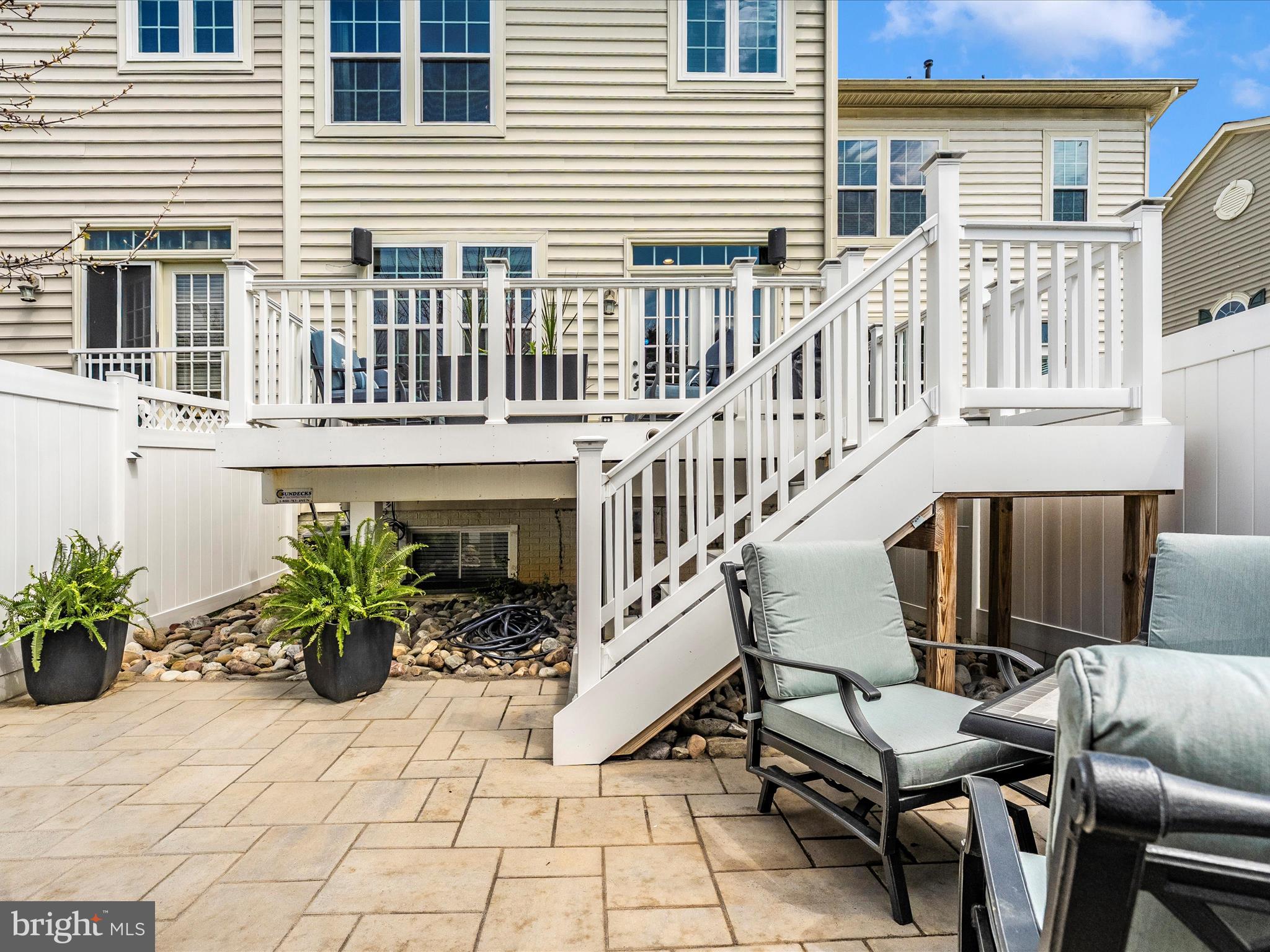 9727 Braidwood Ter
