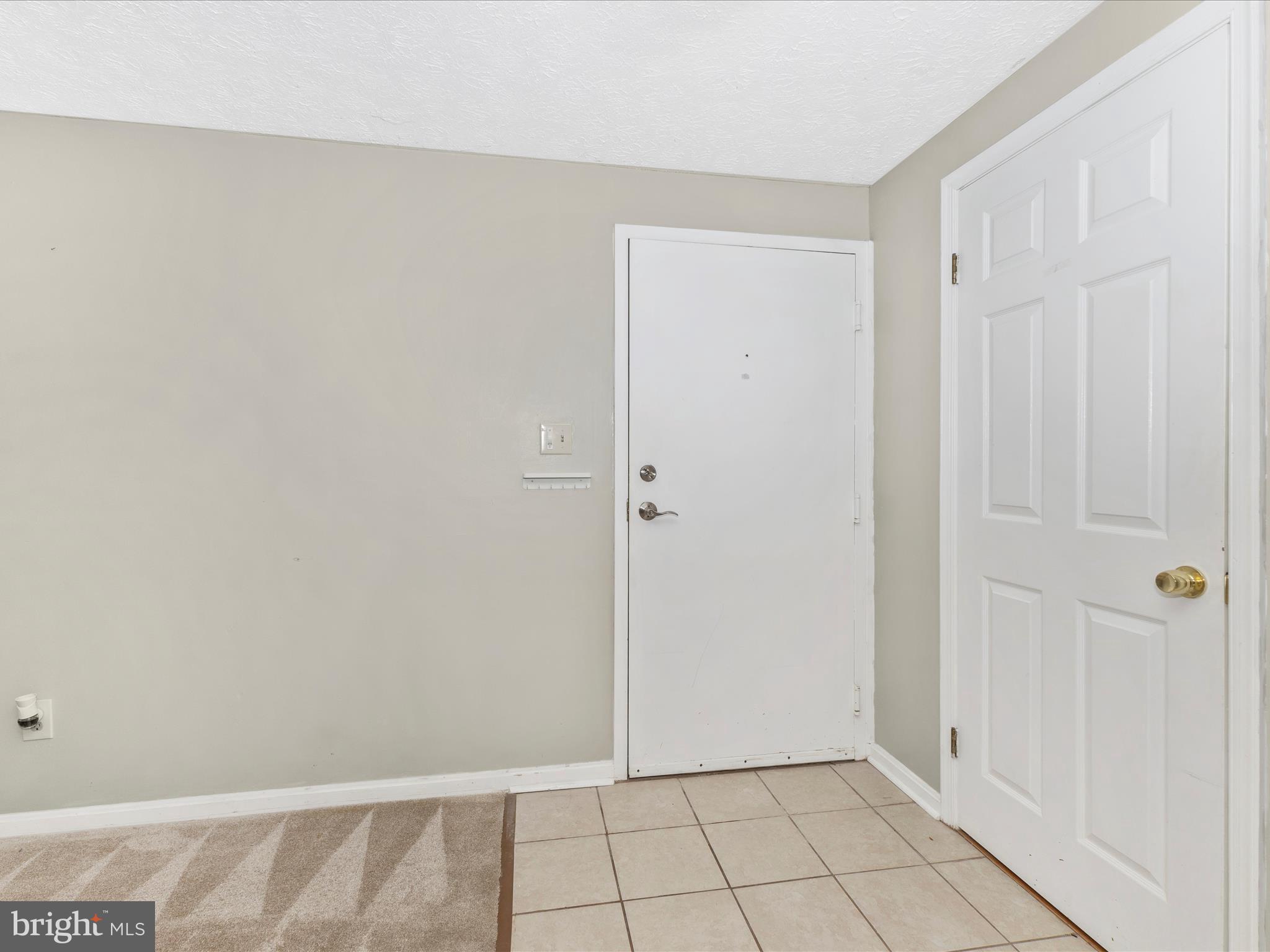9727 Braidwood Ter