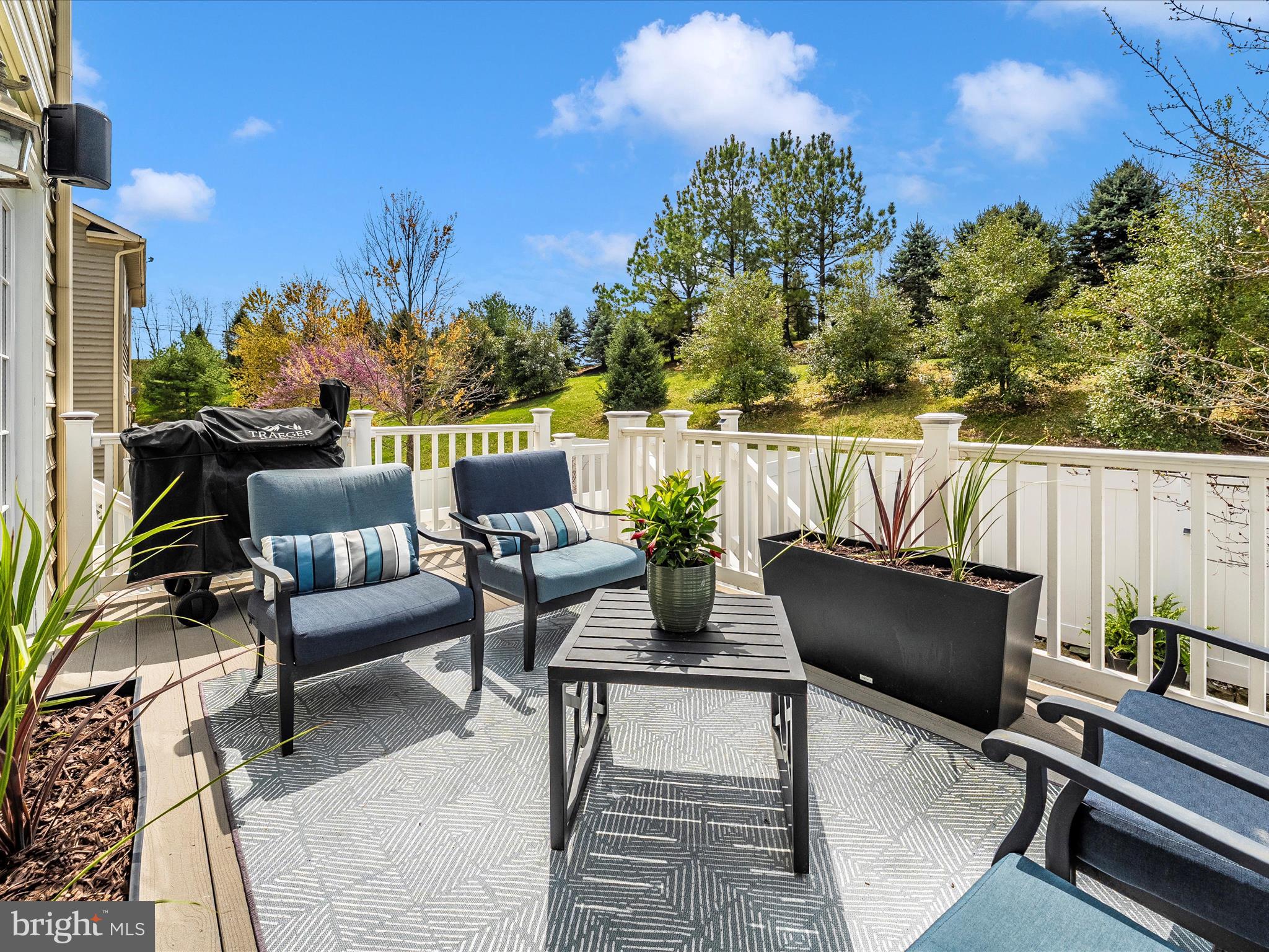 9727 Braidwood Ter