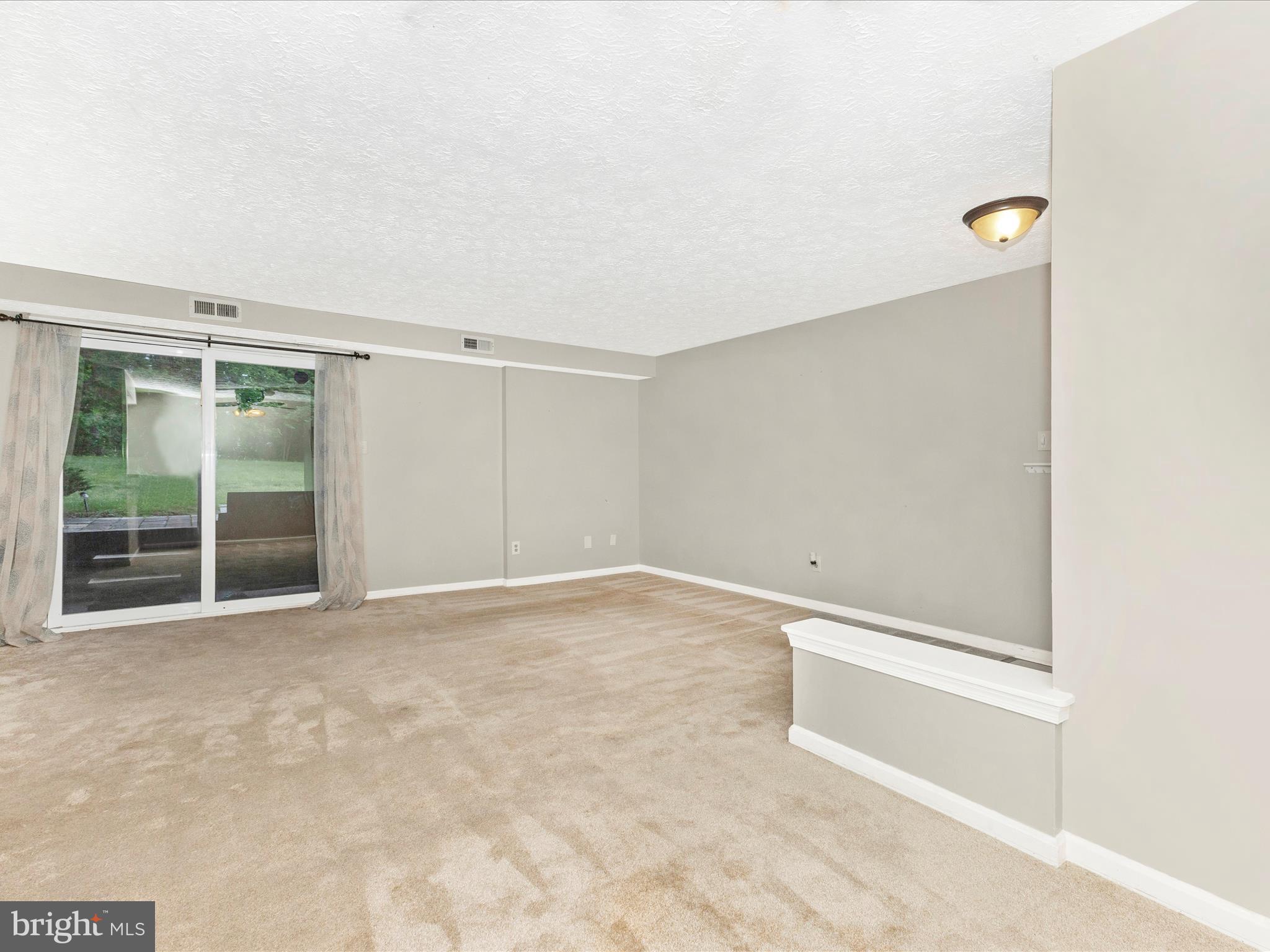 9727 Braidwood Ter