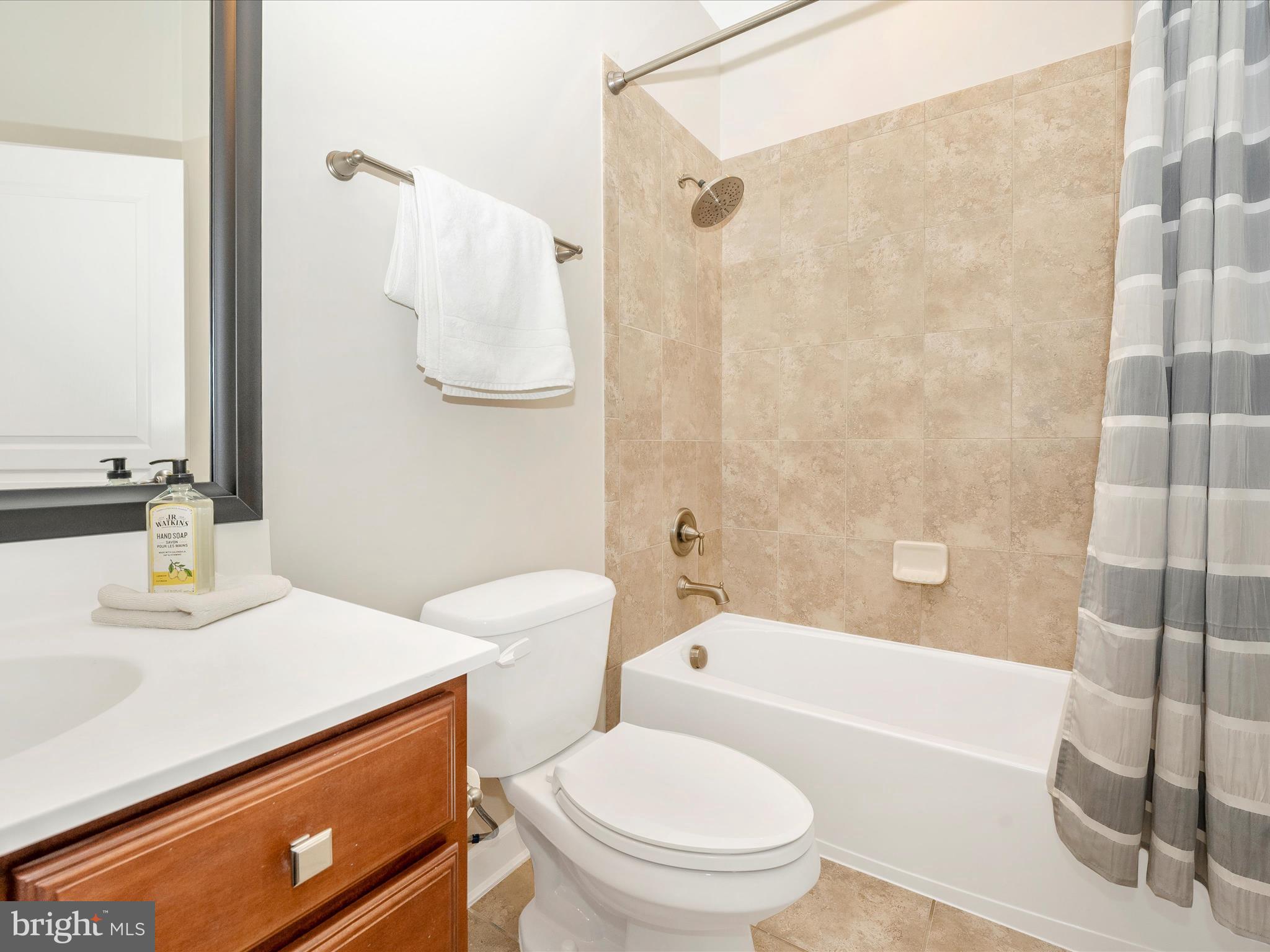 9727 Braidwood Ter