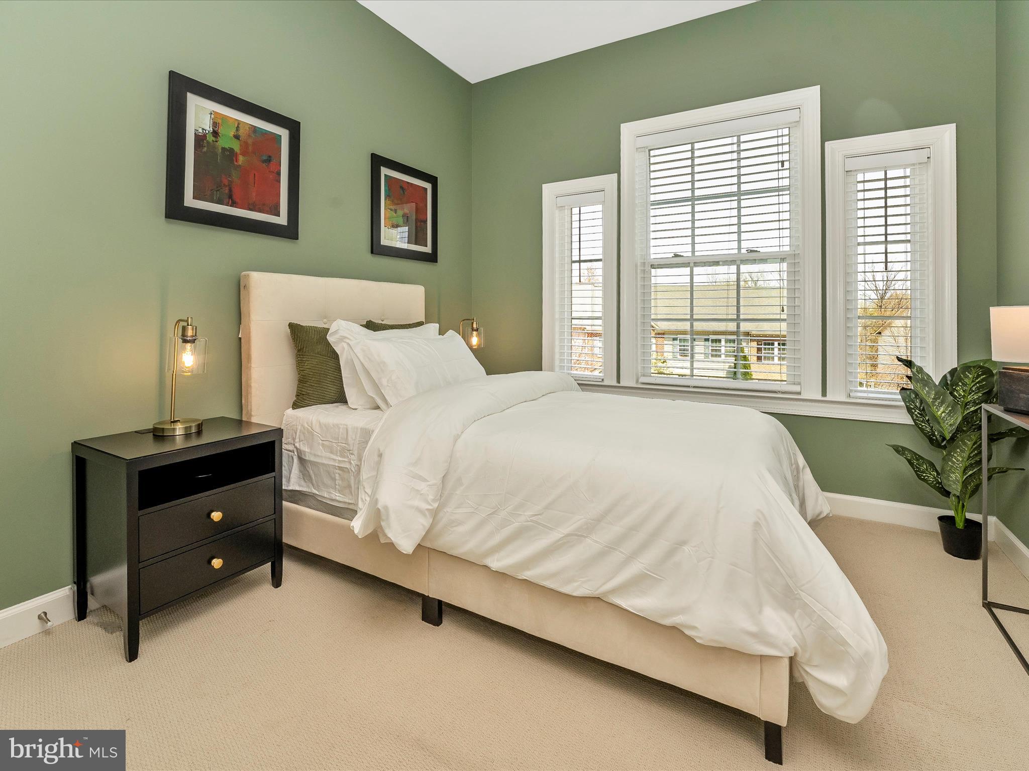 9727 Braidwood Ter