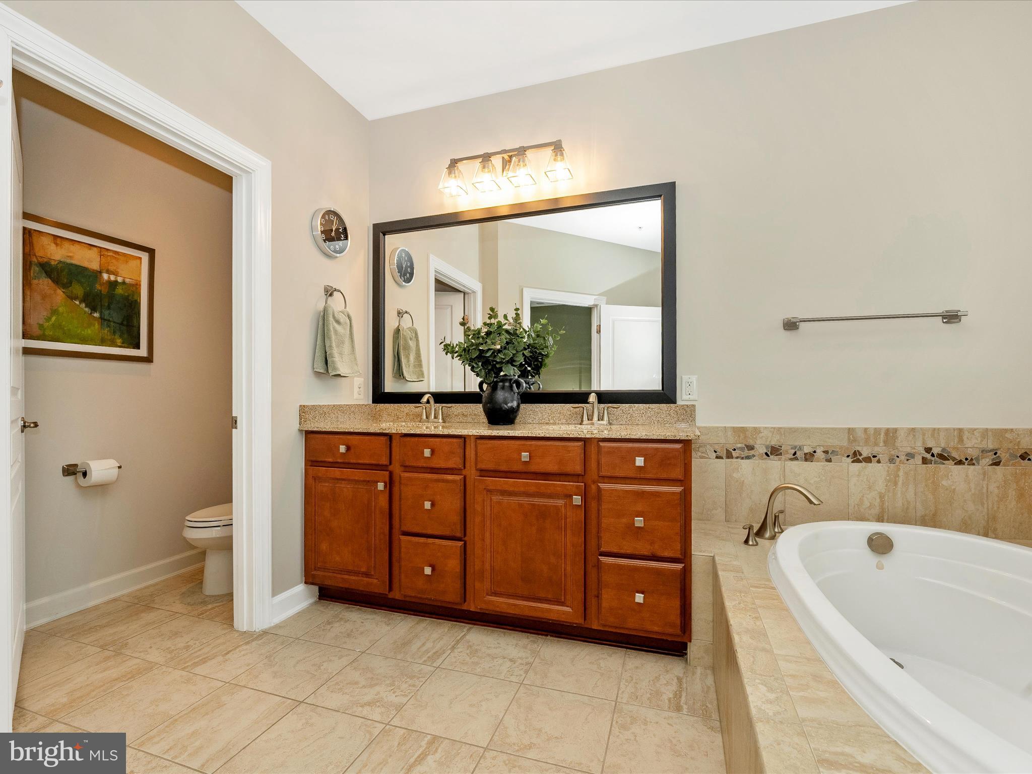 9727 Braidwood Ter