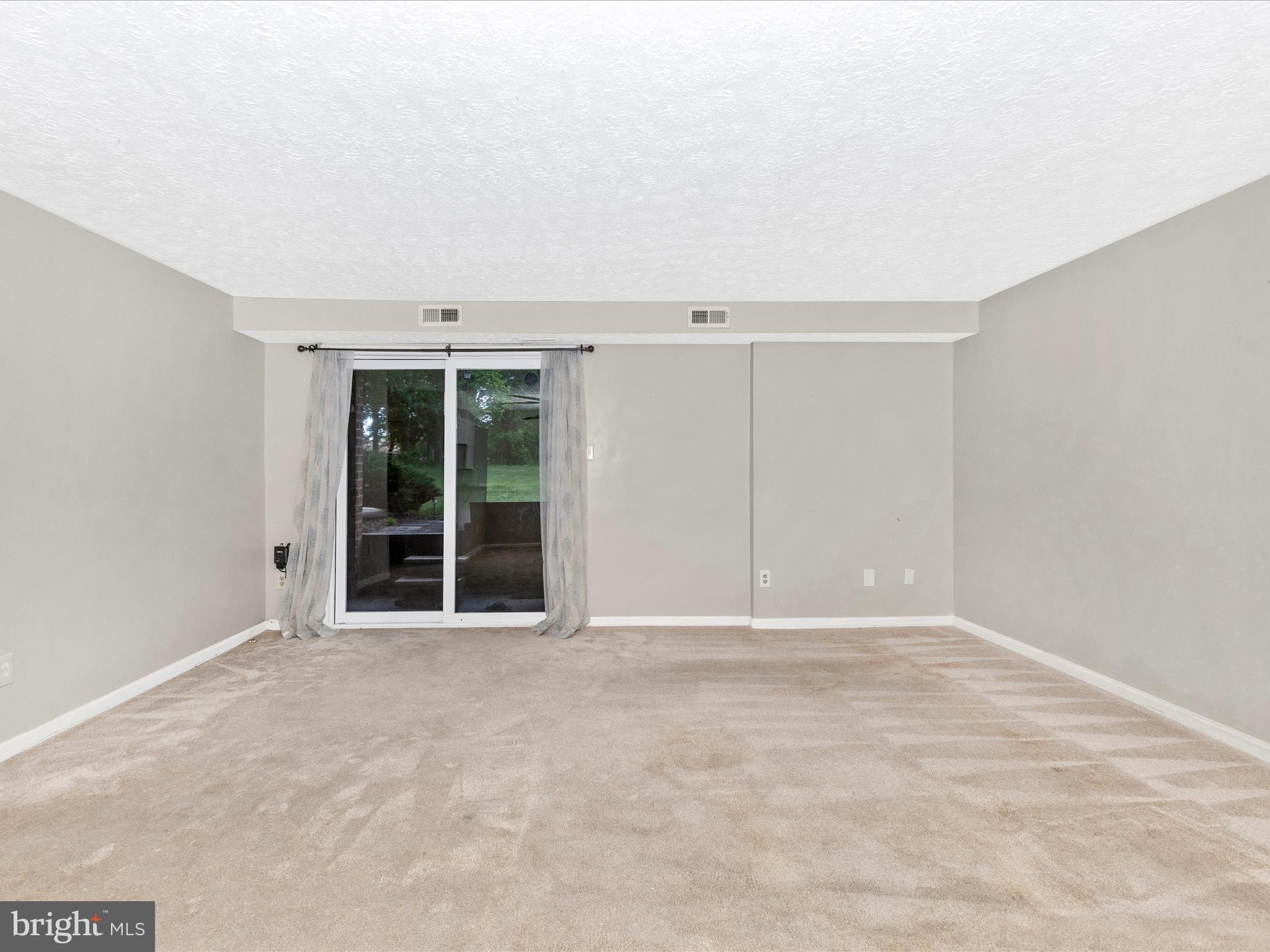 9727 Braidwood Ter