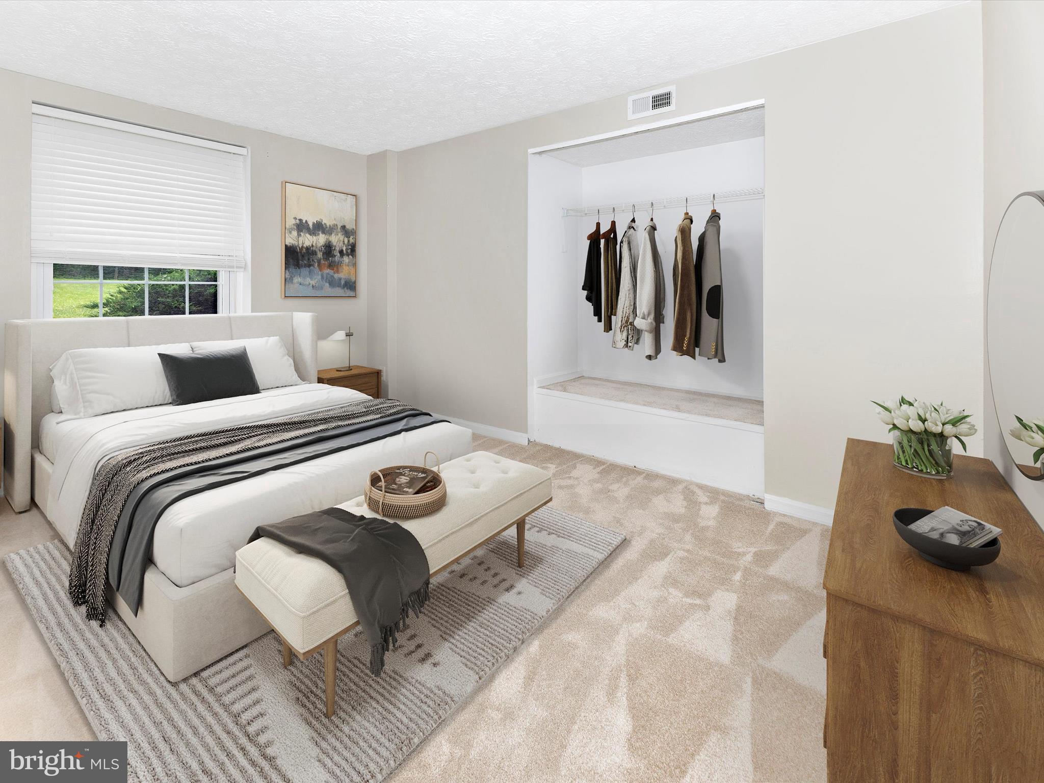 9727 Braidwood Ter