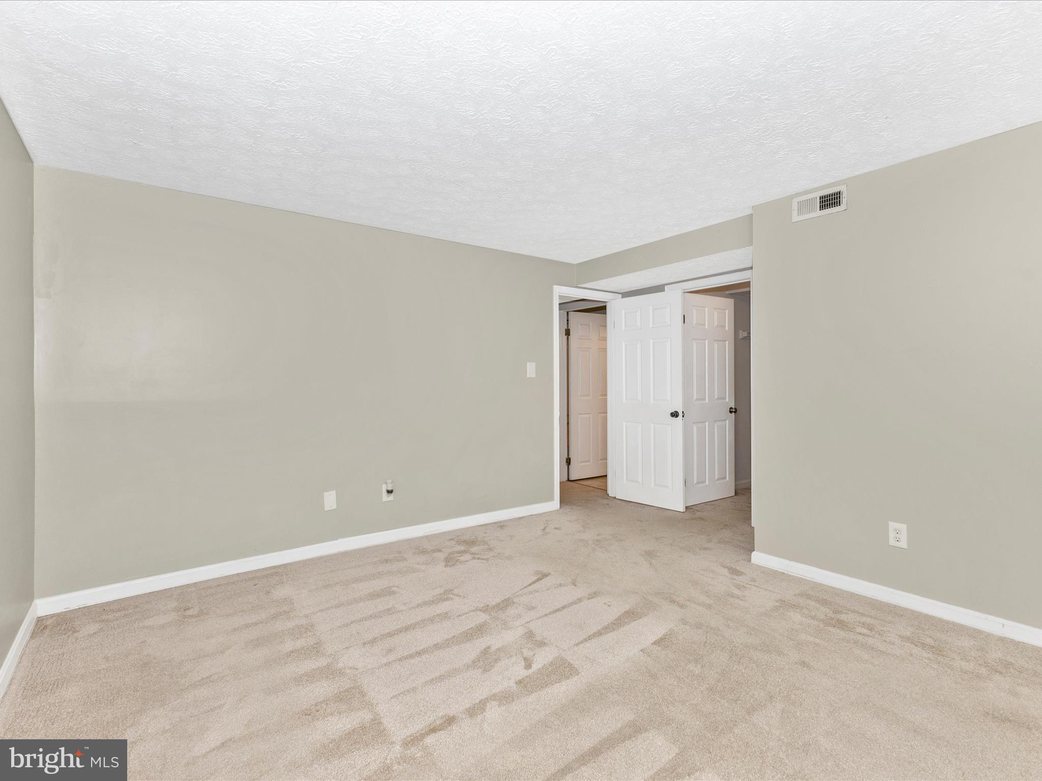 9727 Braidwood Ter