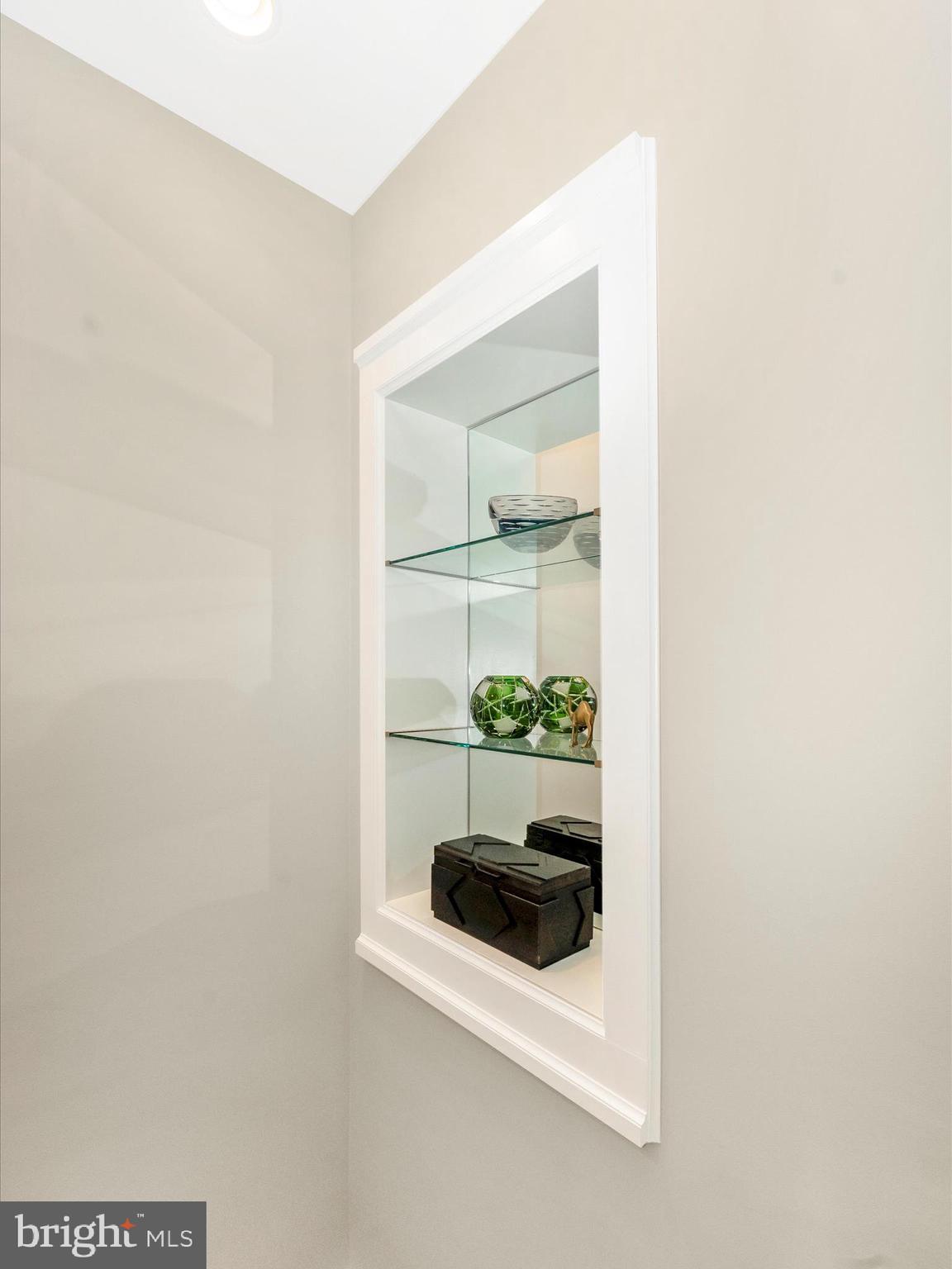 9727 Braidwood Ter