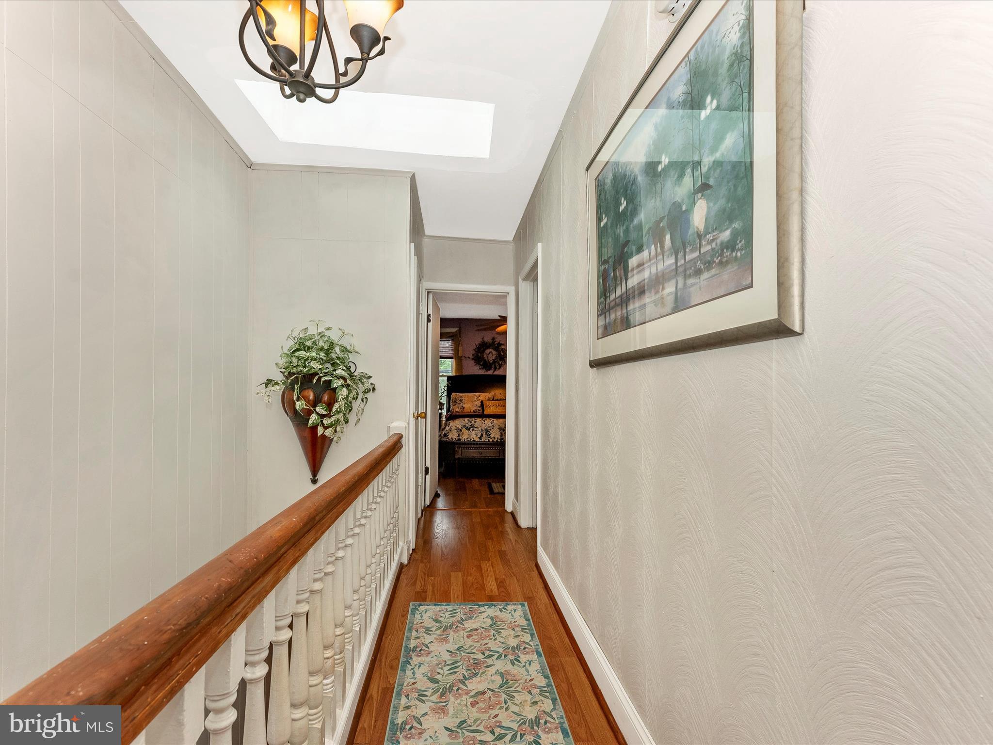 204 Center St