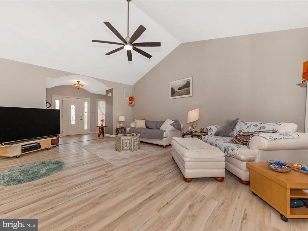 2290 Gapland Rd