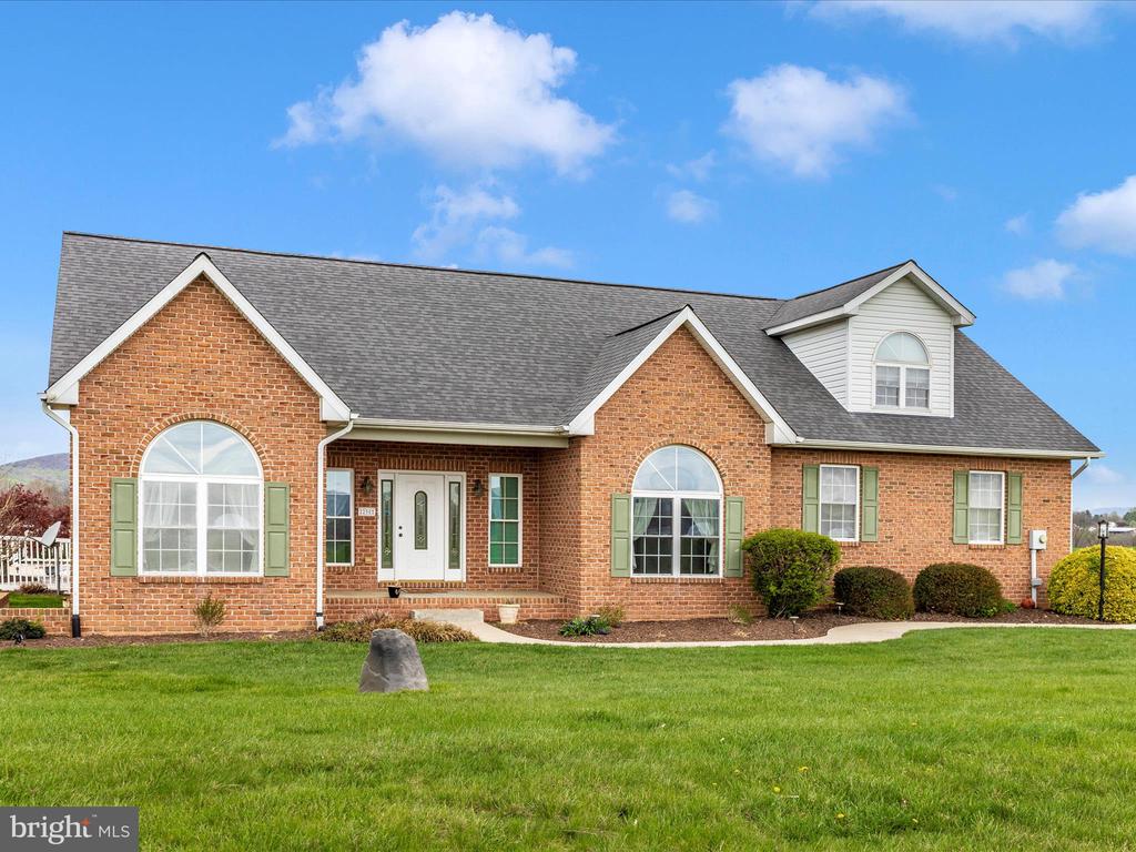 2290 Gapland Rd