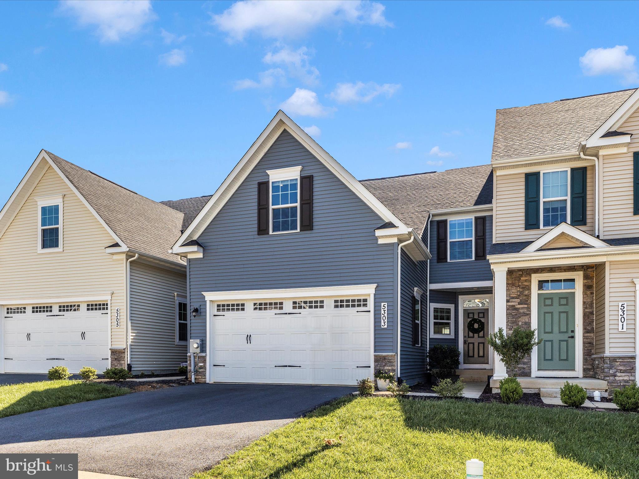 5303 Crape Myrtle Dr