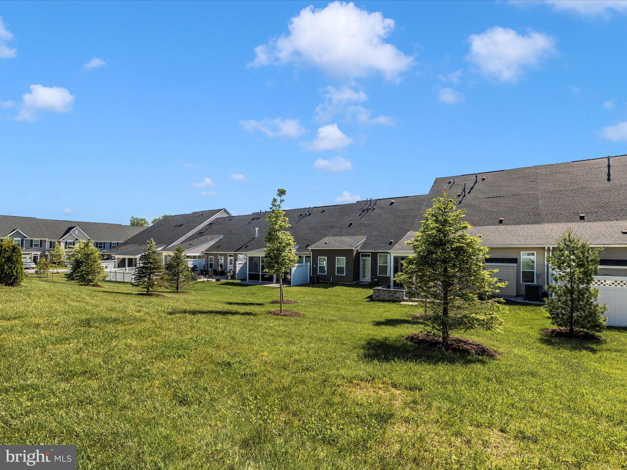 5303 Crape Myrtle Dr