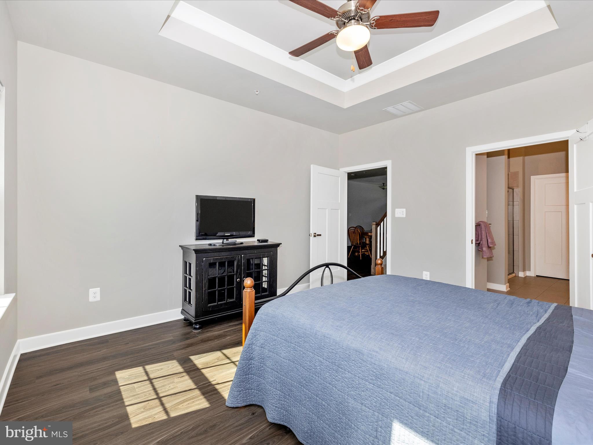 5303 Crape Myrtle Dr