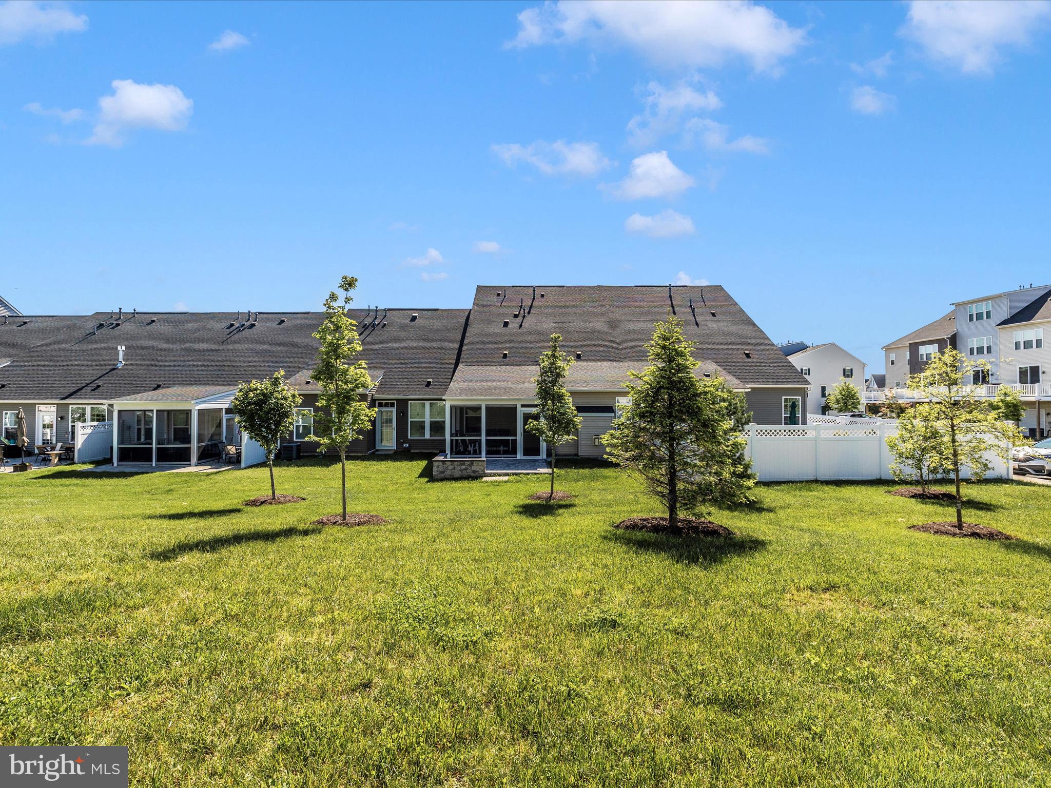 5303 Crape Myrtle Dr