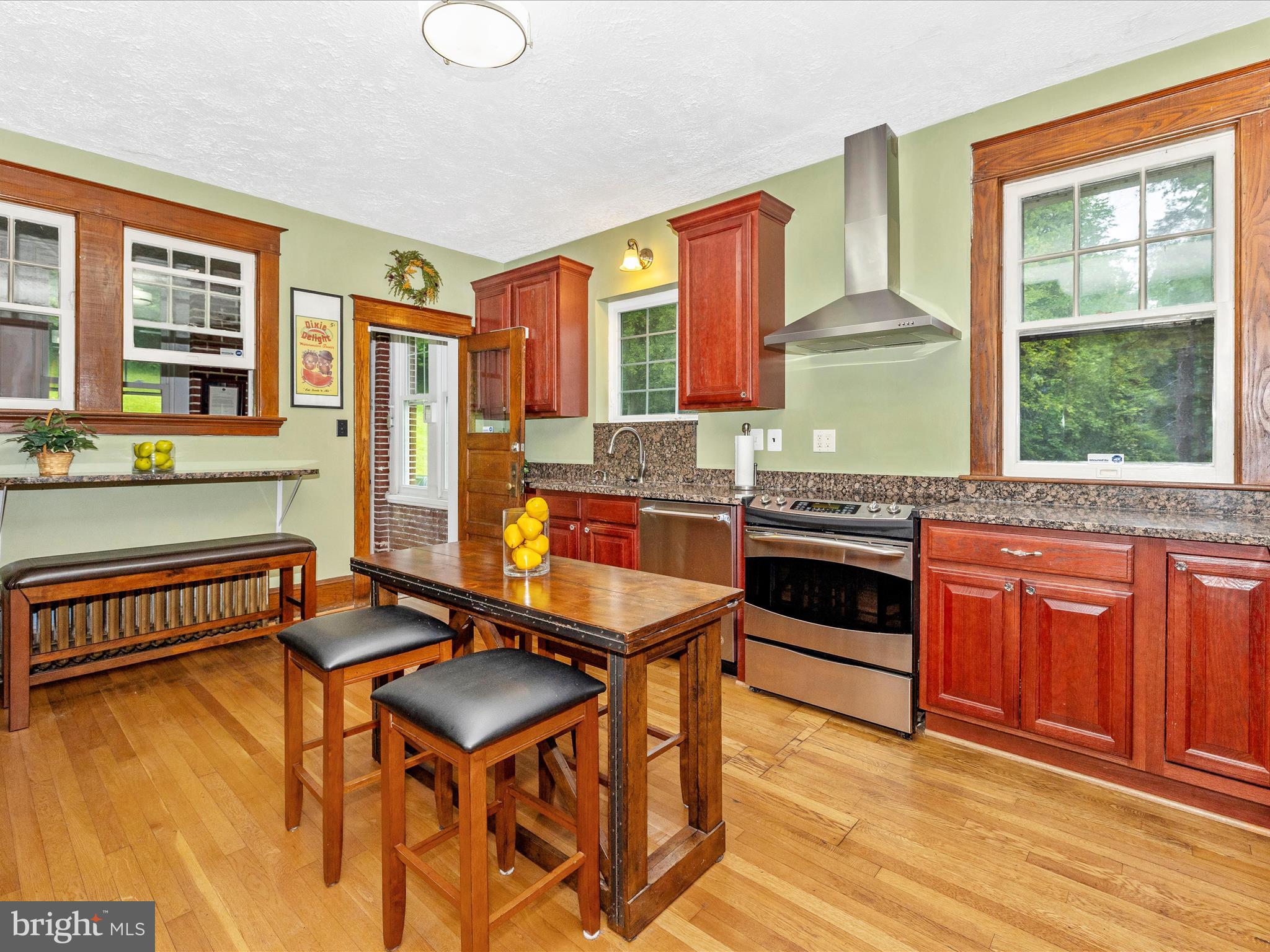 5004 Old National Pike