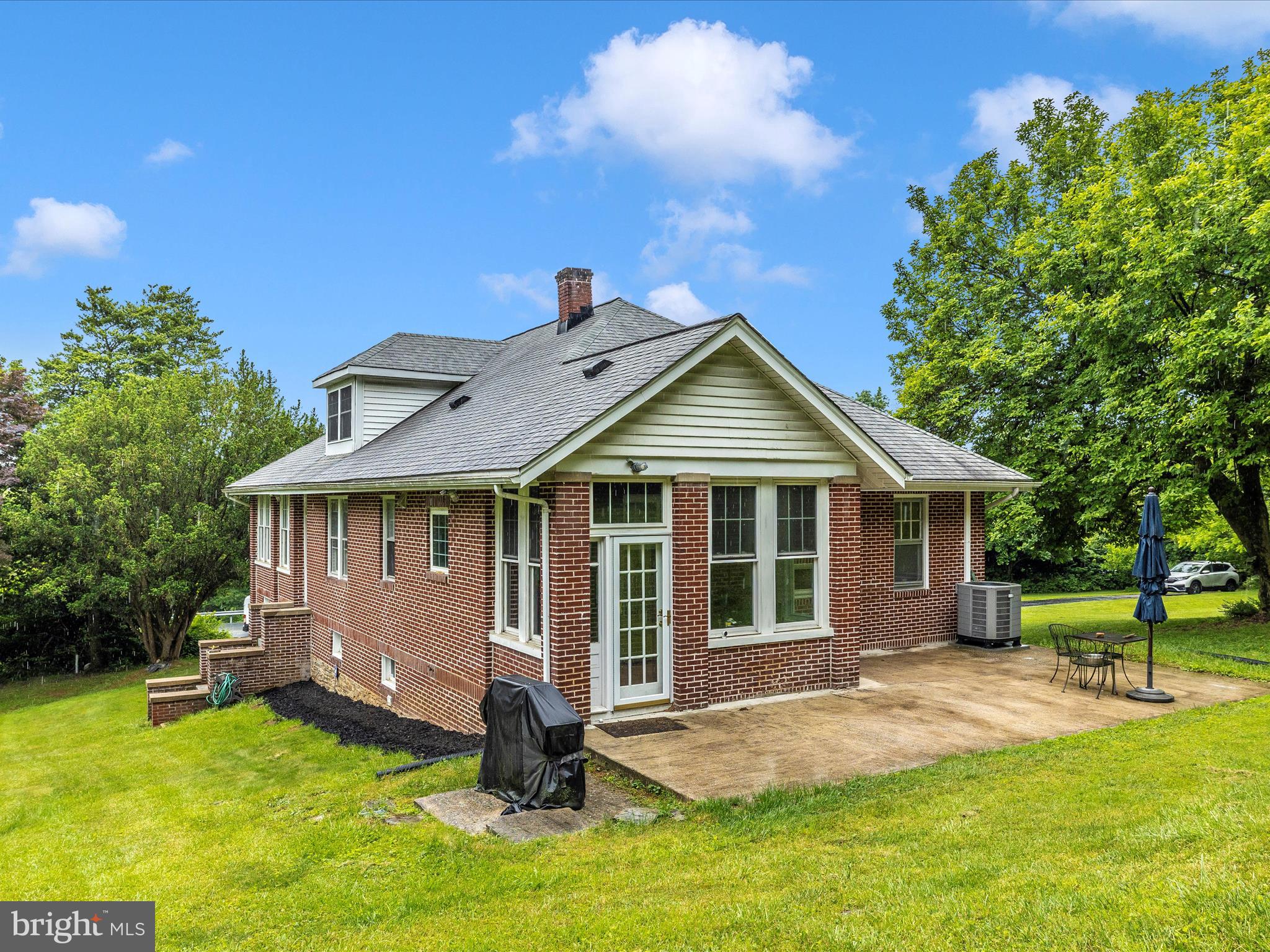 5004 Old National Pike