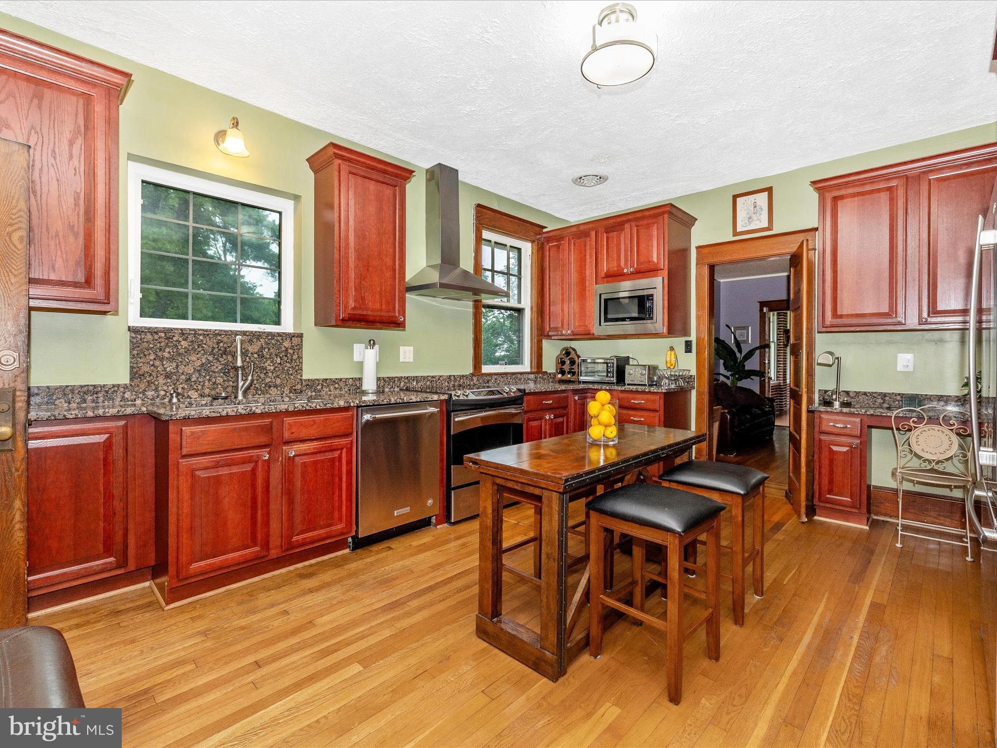 5004 Old National Pike