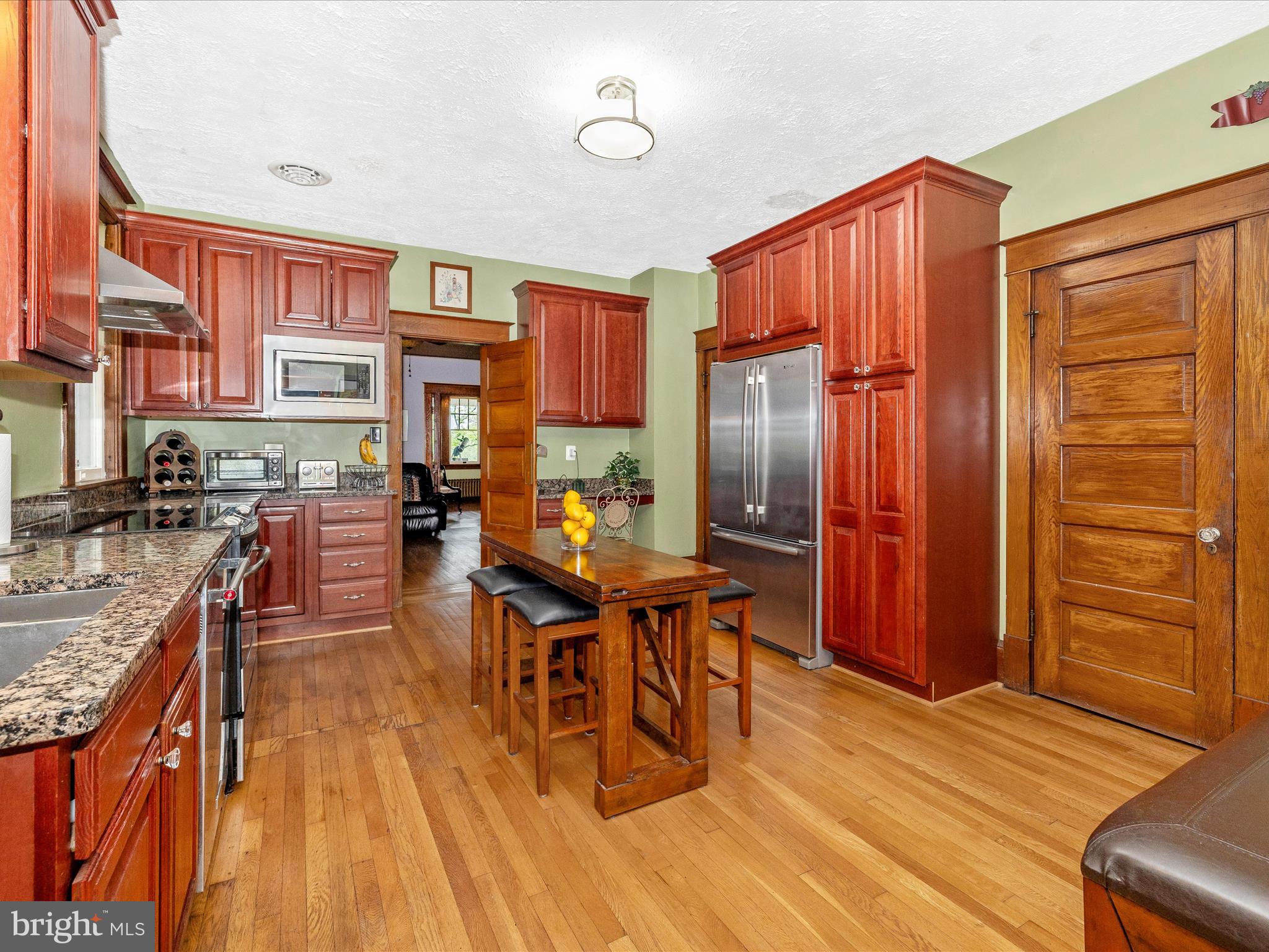 5004 Old National Pike