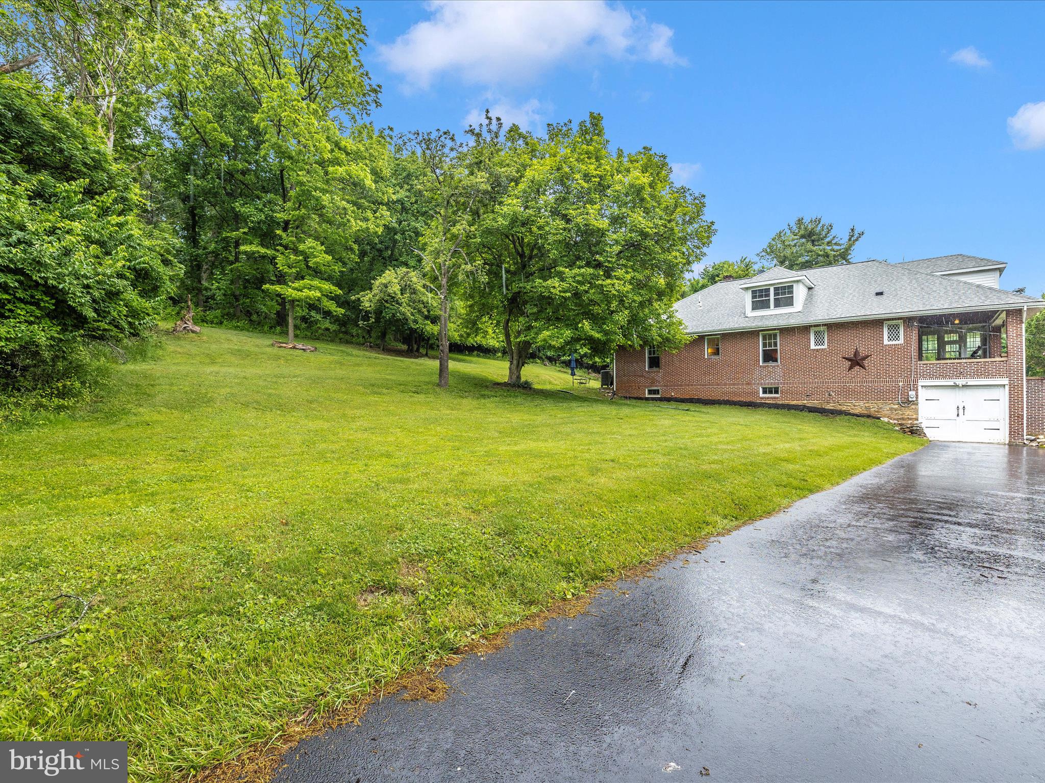 5004 Old National Pike